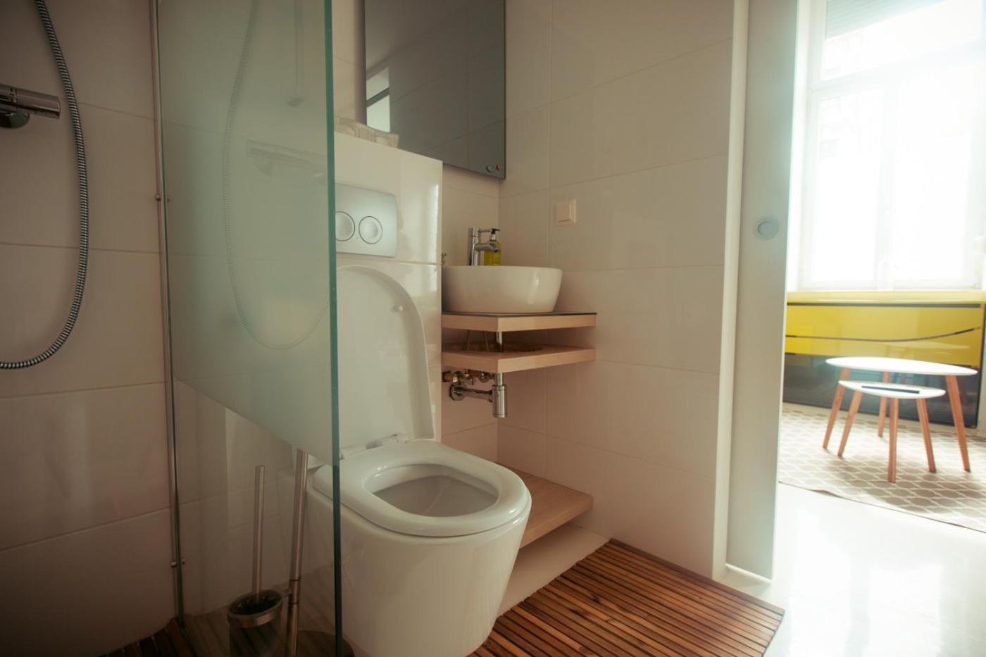 Zeus Design Loft Apartments