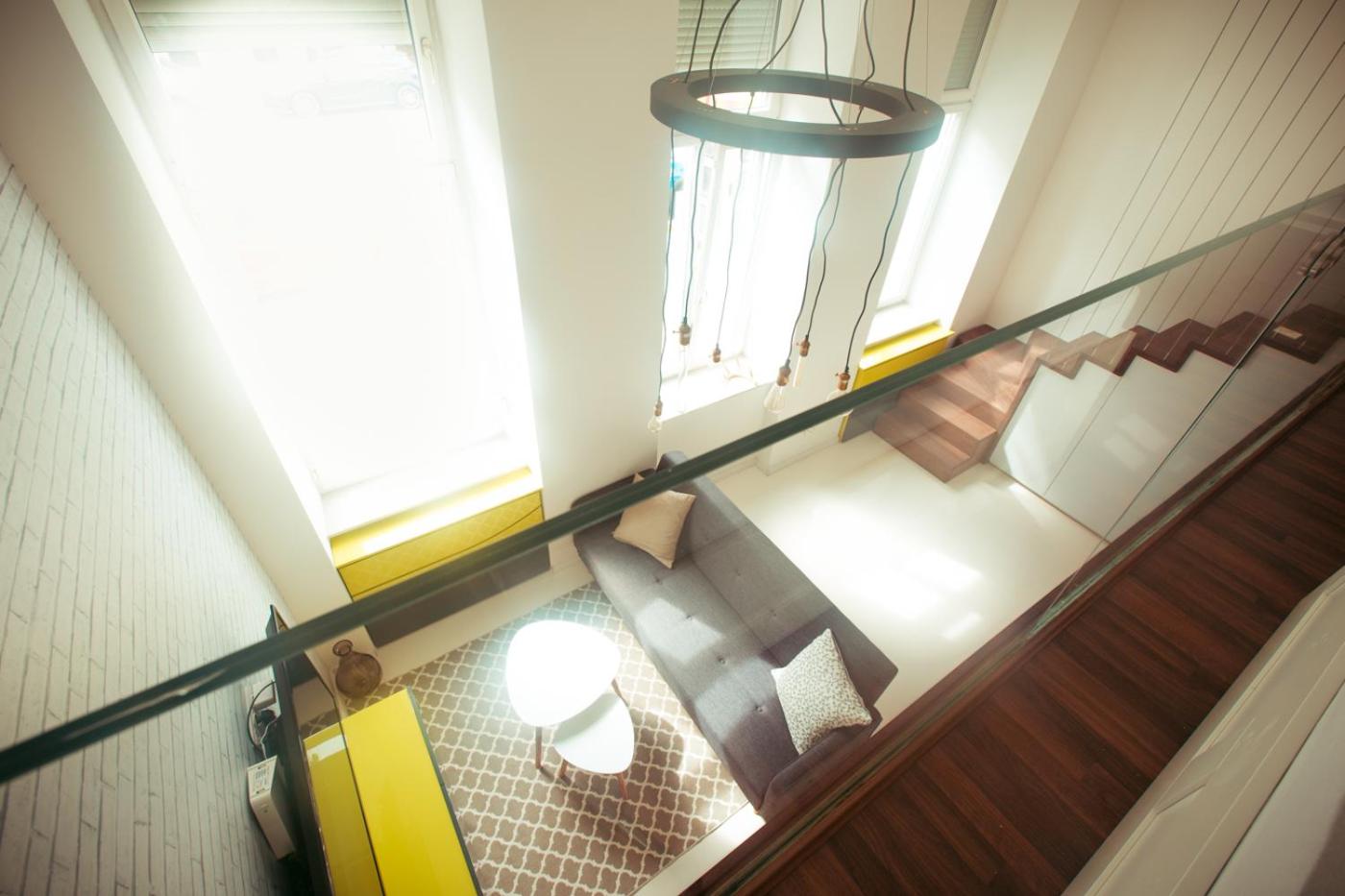 Zeus Design Loft Apartments