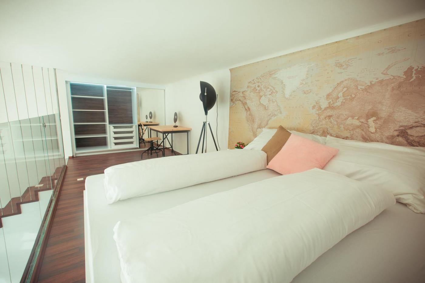 Zeus Design Loft Apartments