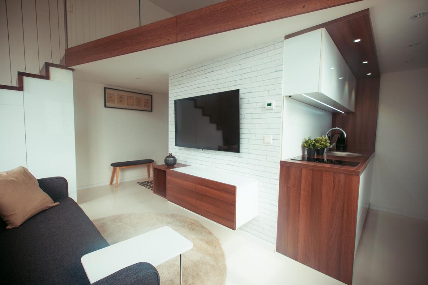 Zeus Design Loft Apartments