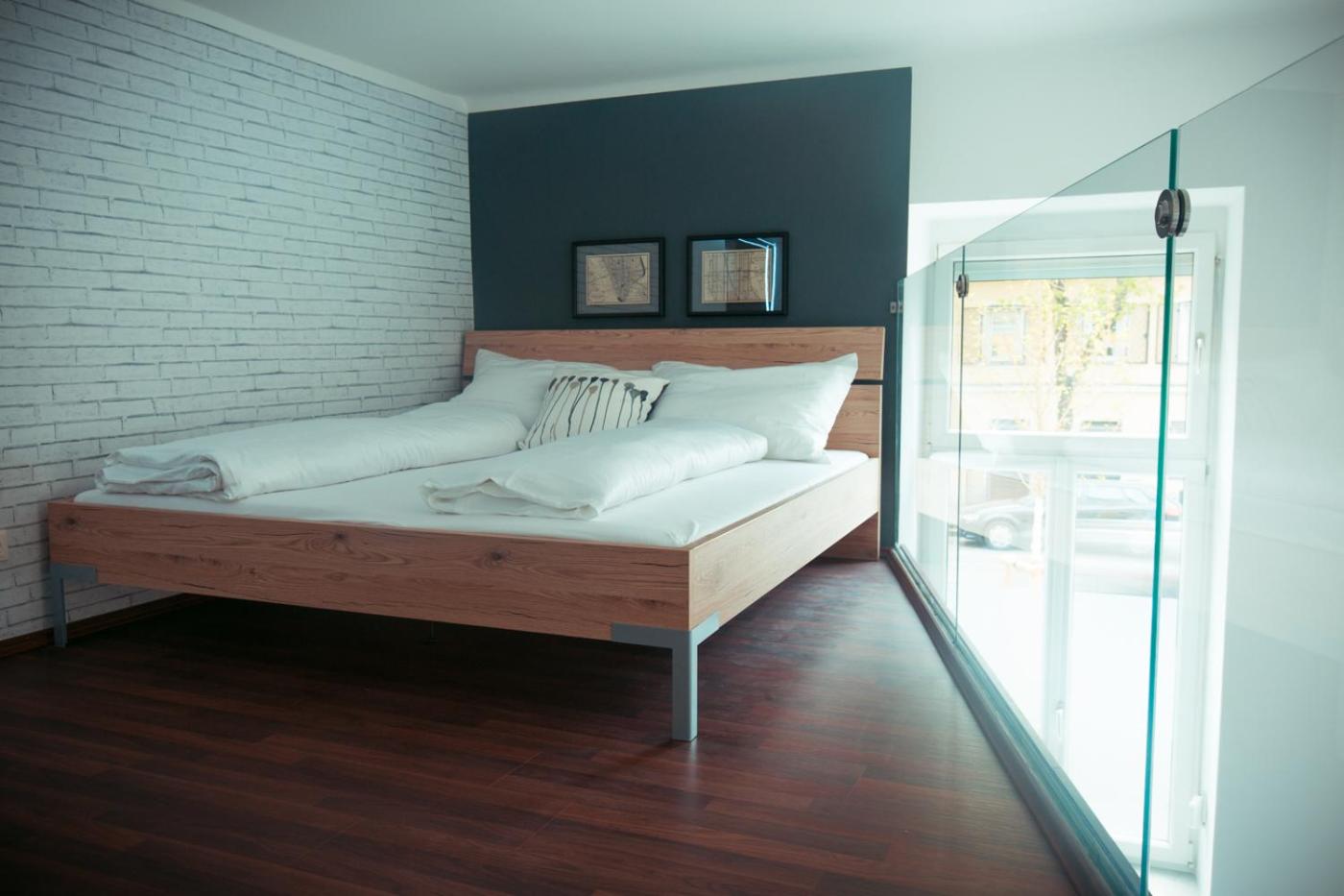 Zeus Design Loft Apartments