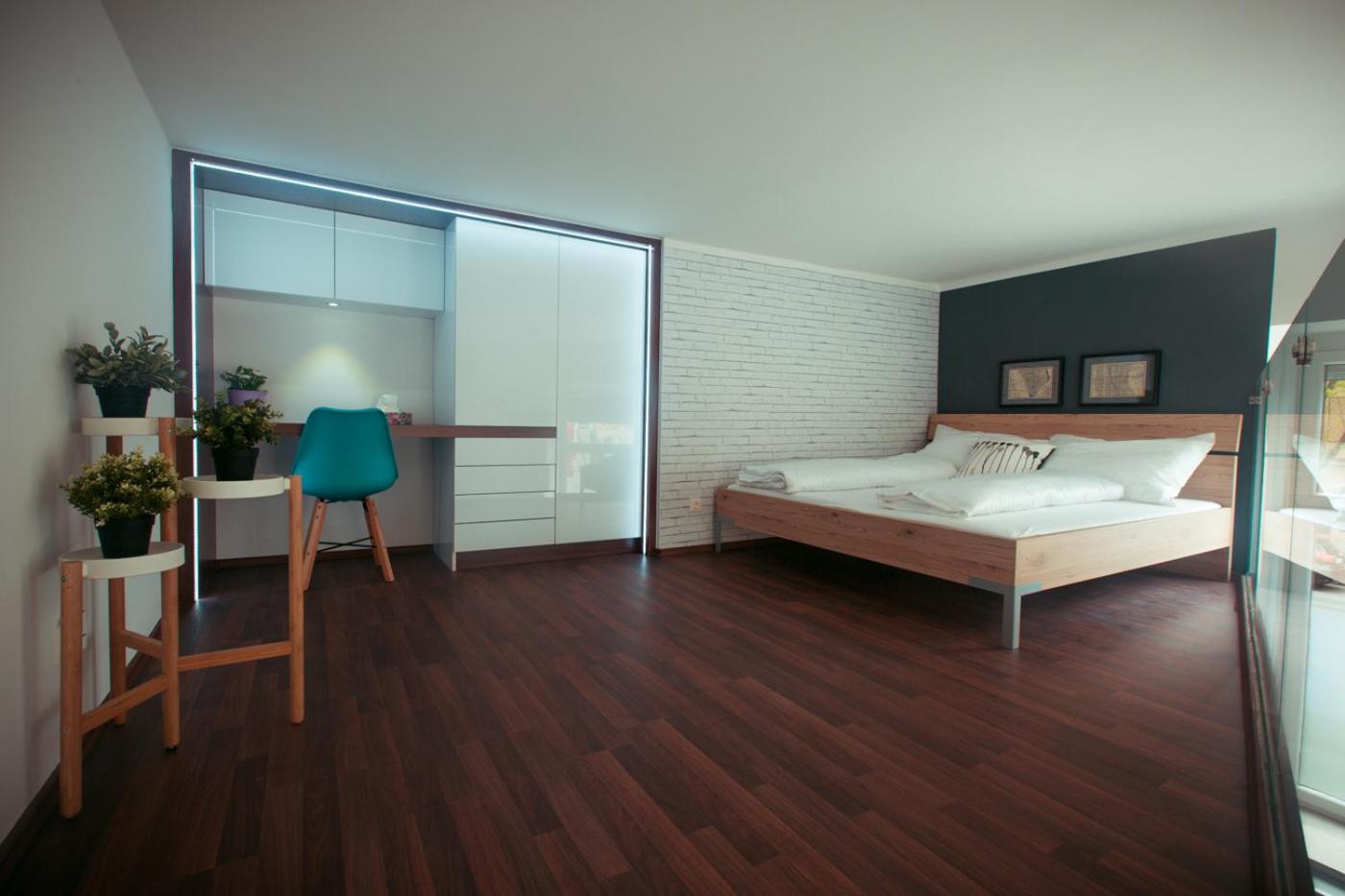 Zeus Design Loft Apartments