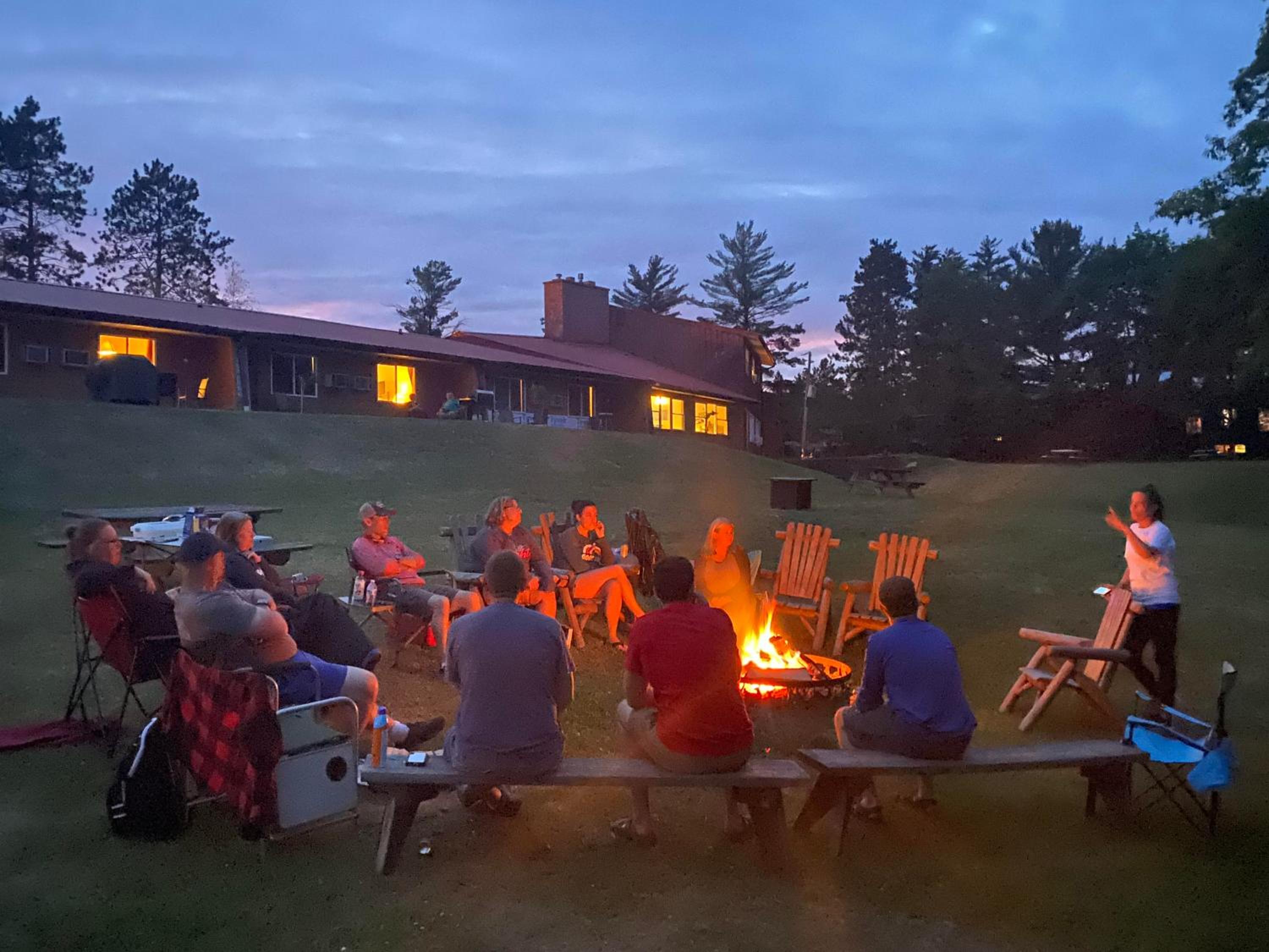 Hiawatha Lodge Inn