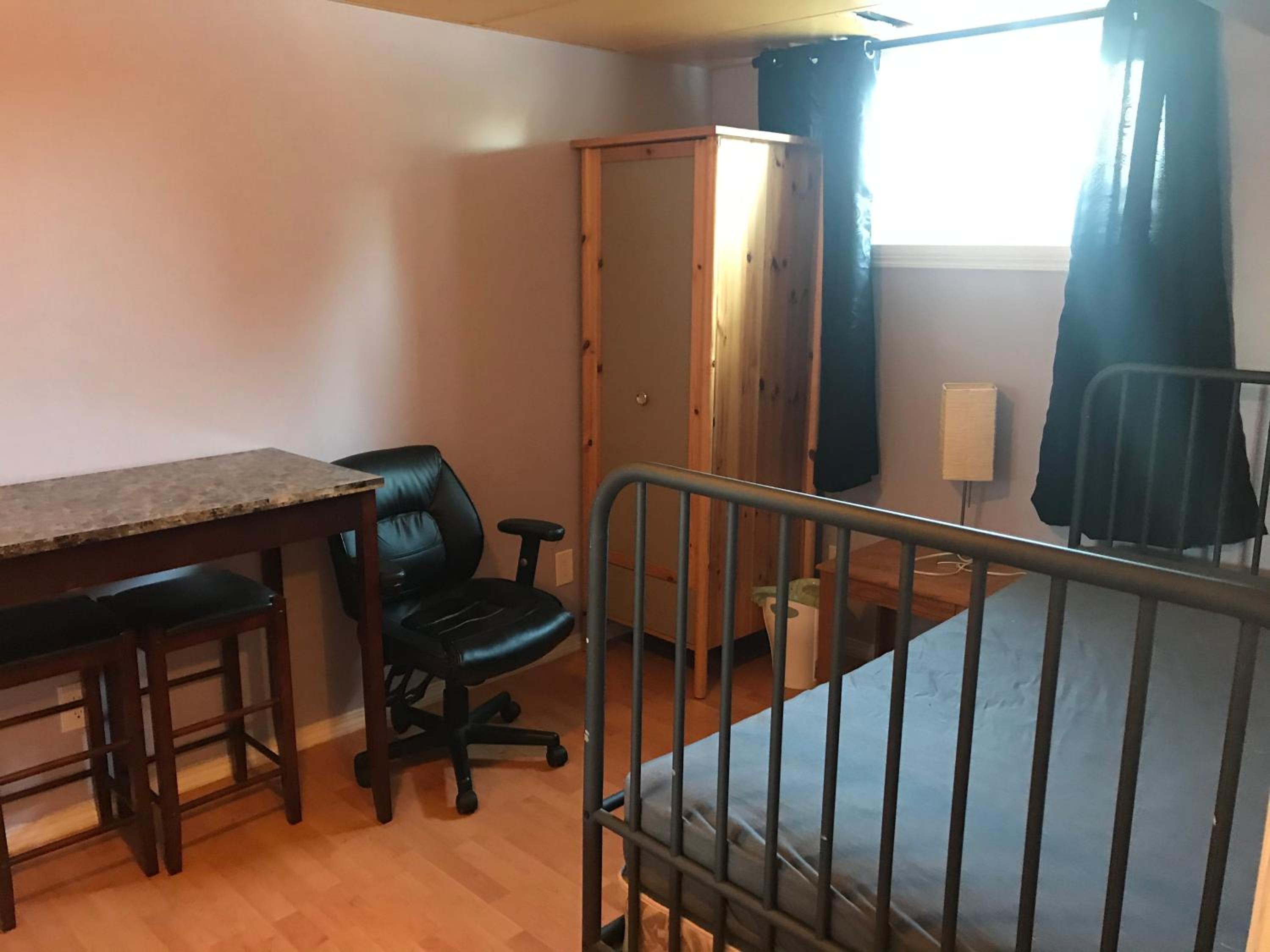 Ranny's Private Rooms