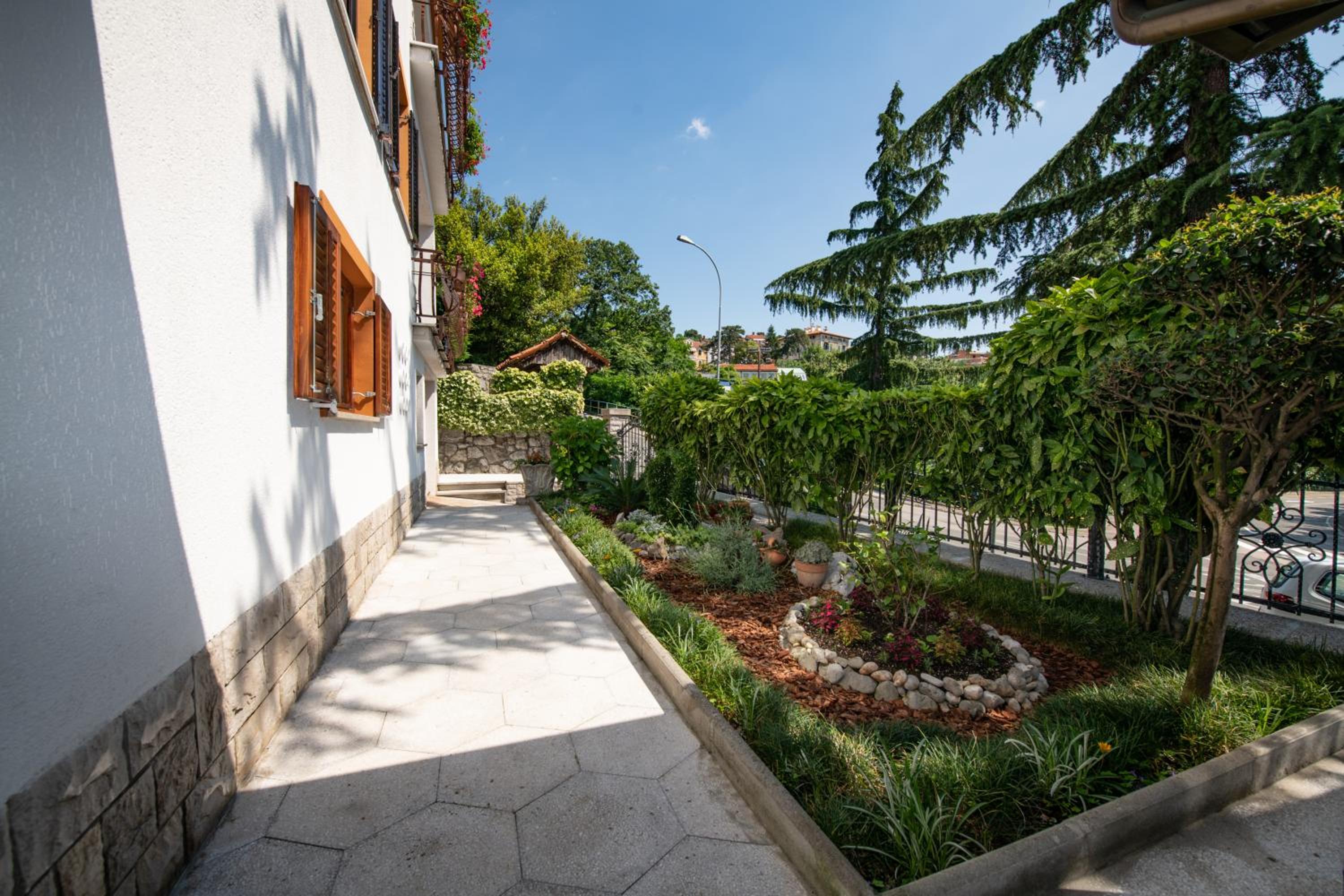 Apartment Amalia Volosko view 5