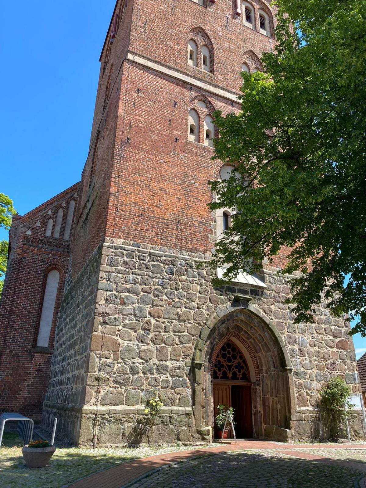 Photo 43
