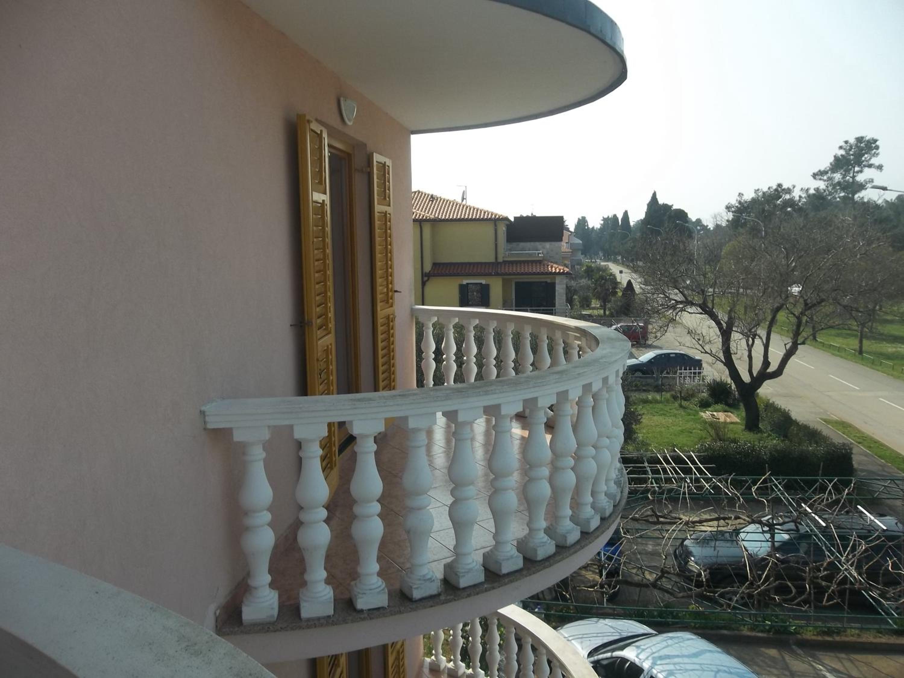 APARTMENT CAR UMAG 3