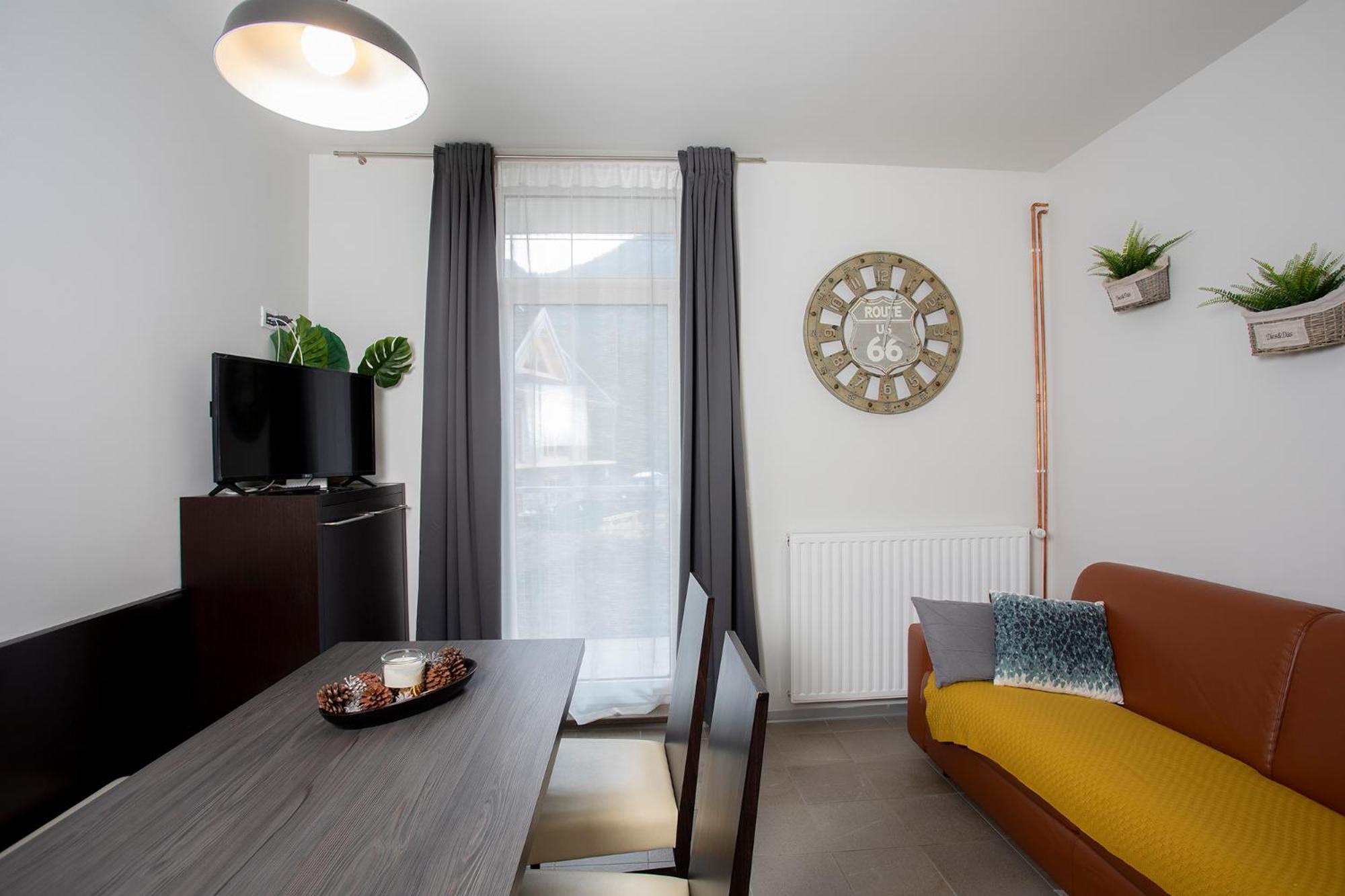 Apartments Trio