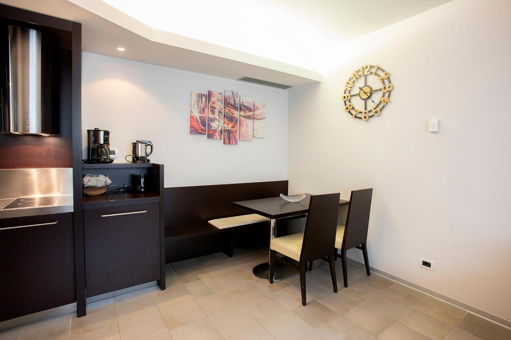 Apartments Trio