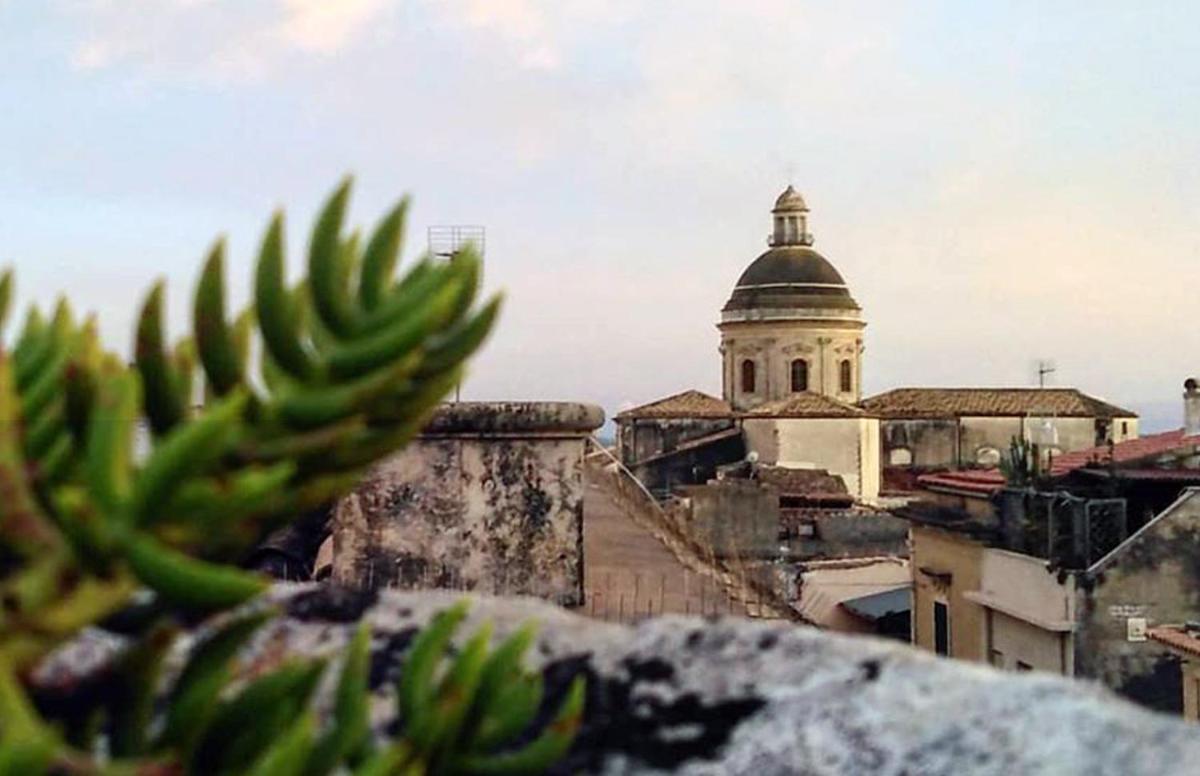 Cataldi's Rooms Noto view 4