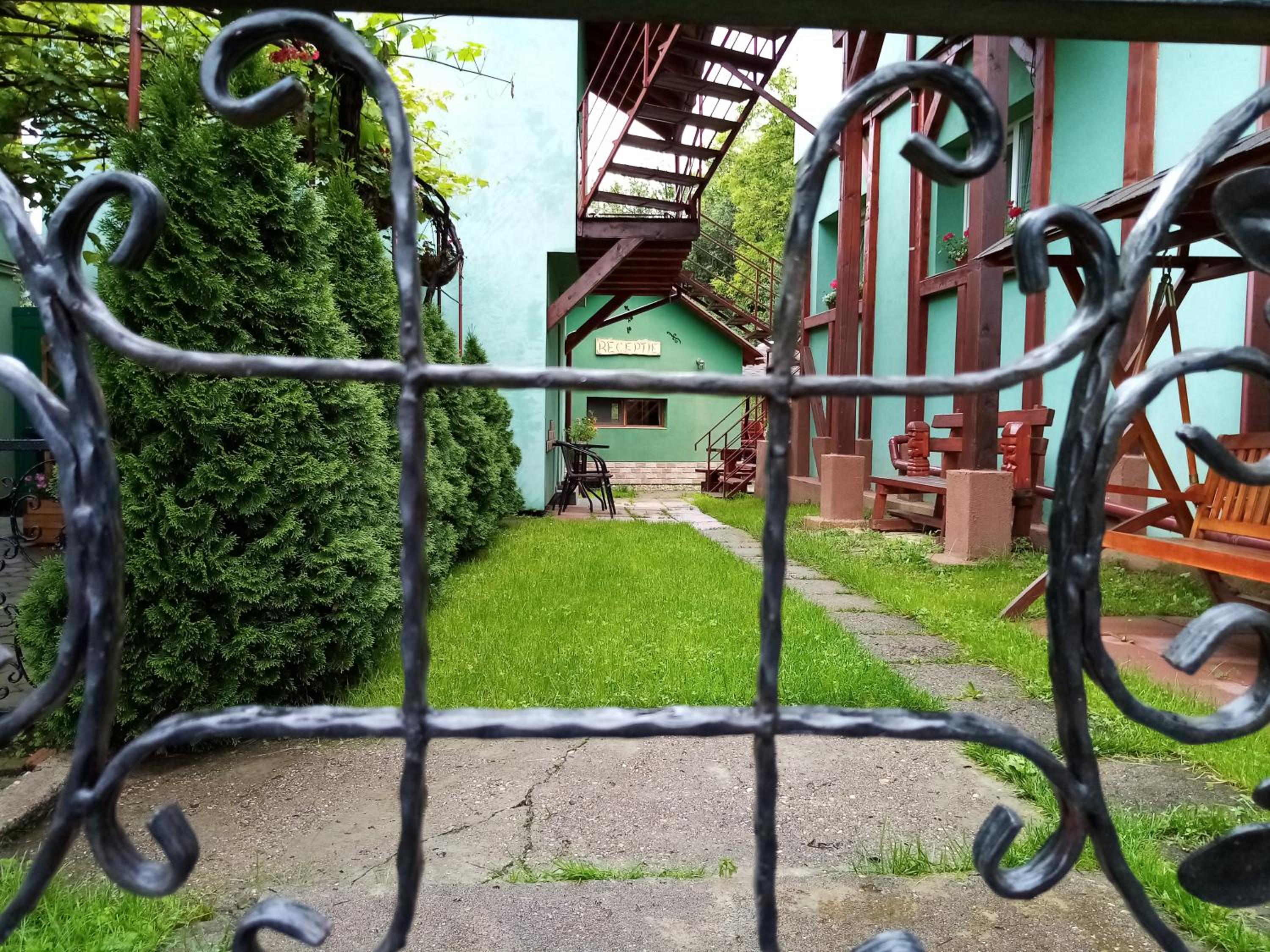 Photo 34