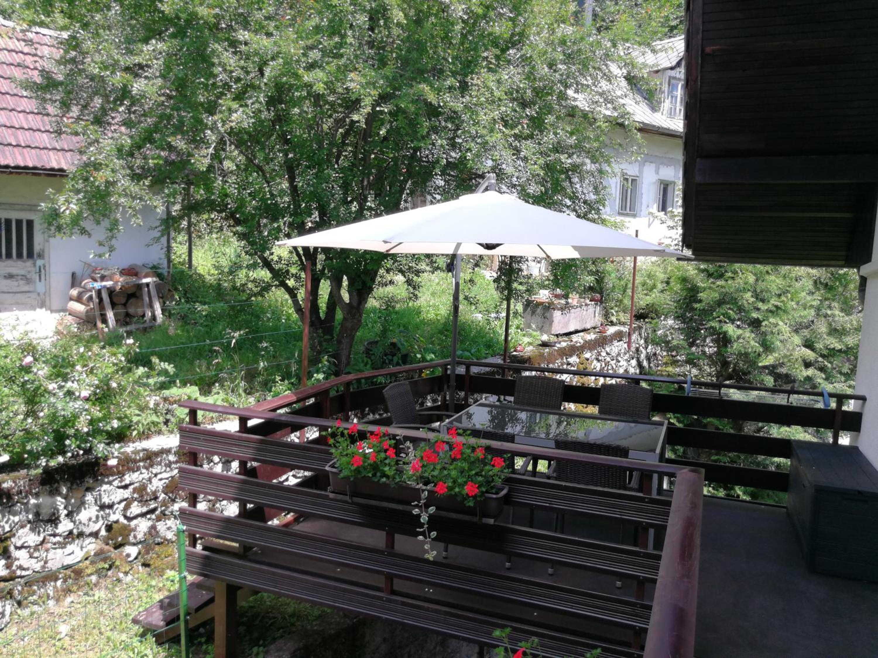 Apartment KLEMEN view 3