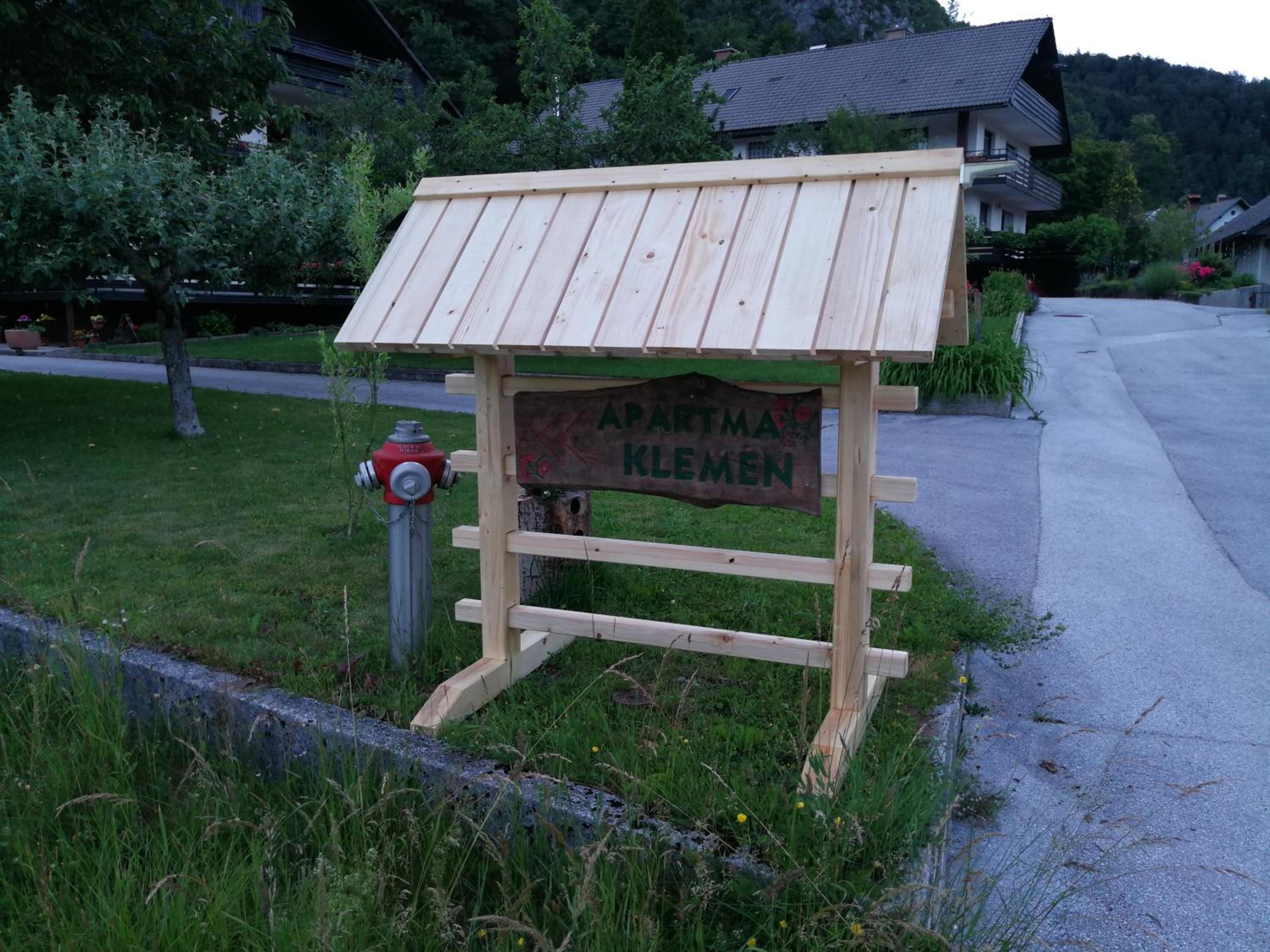 Apartment KLEMEN view 2