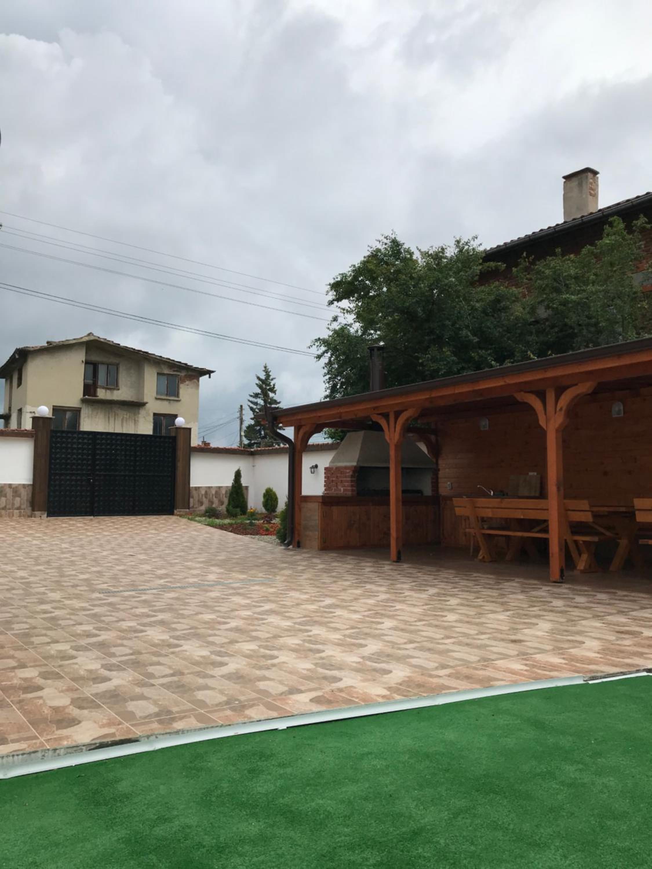 КЪЩА ЗА ГОСТИ ХАРМОНИ