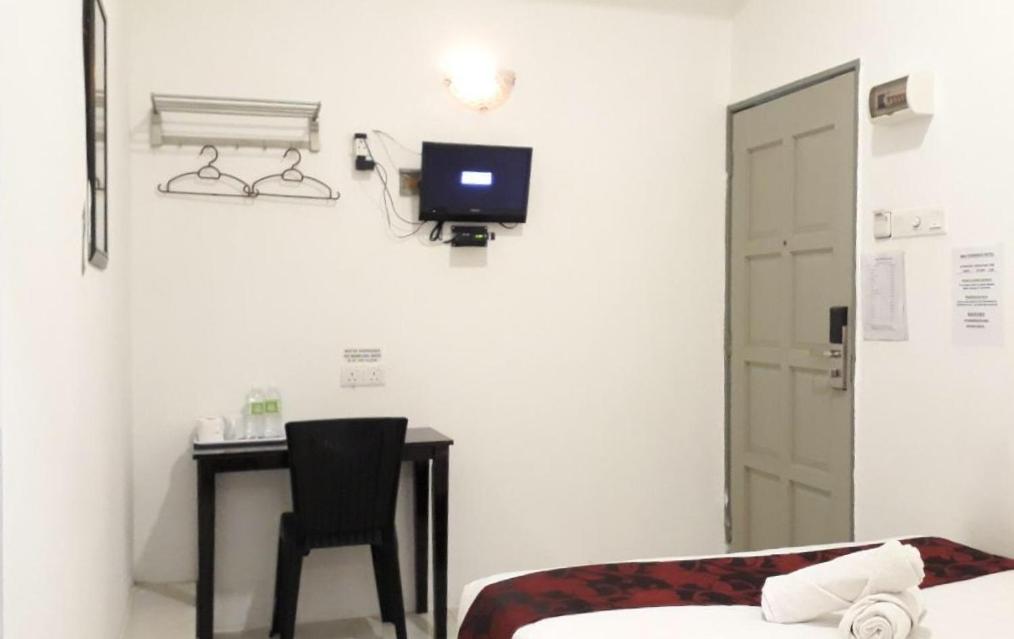 Max Ferringhi Hotel