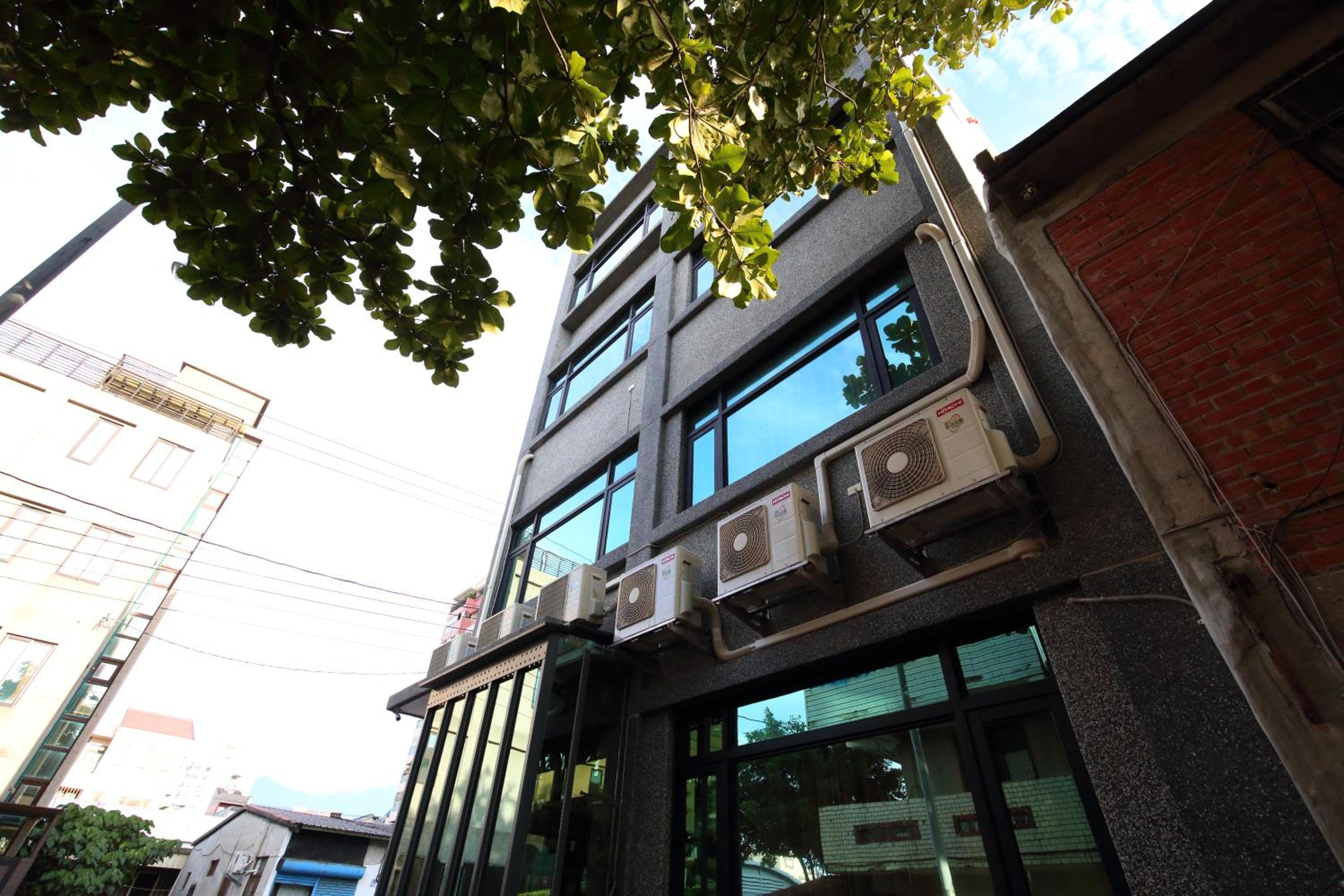 Photo 7