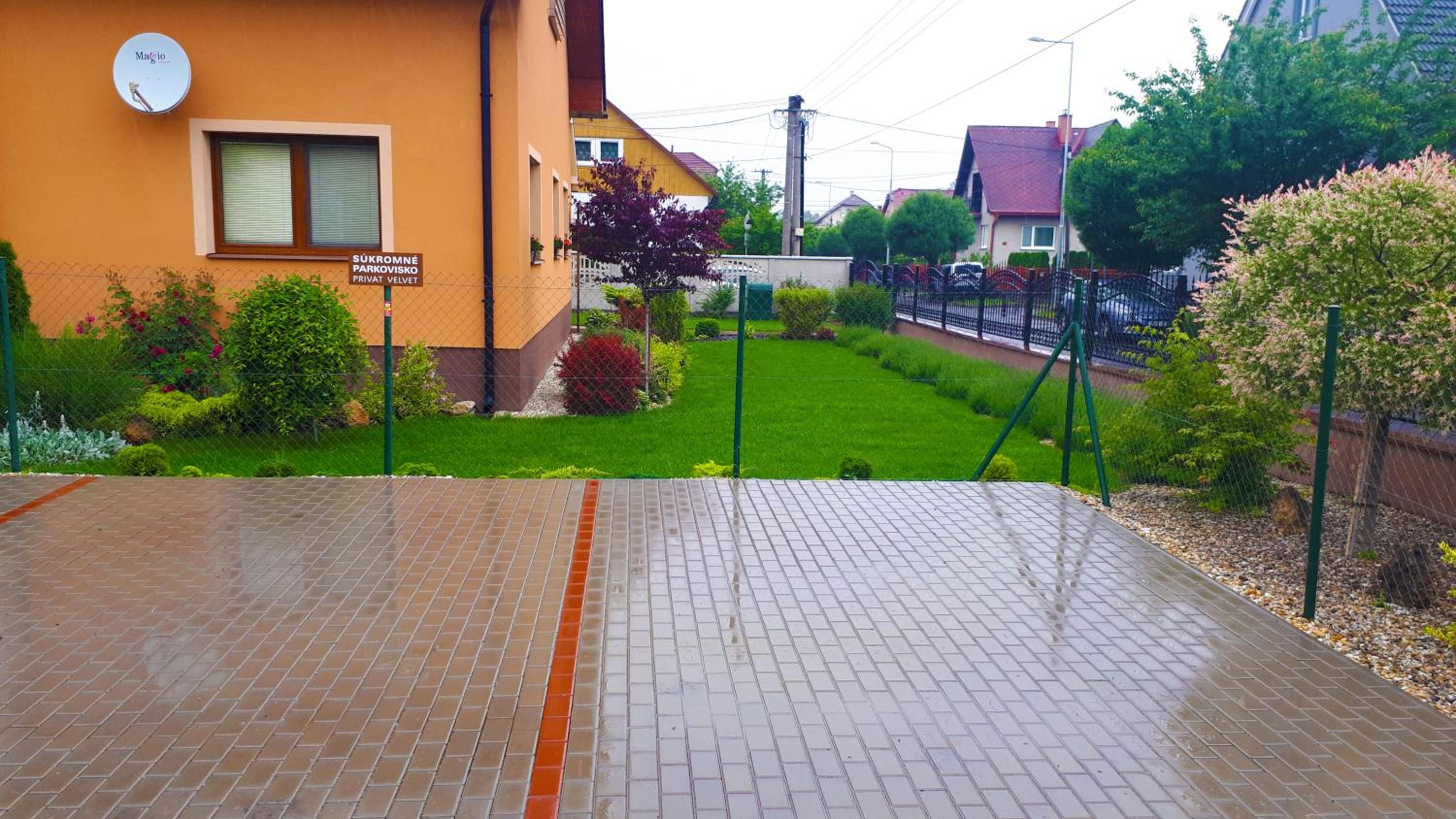 Privat Velvet view 3
