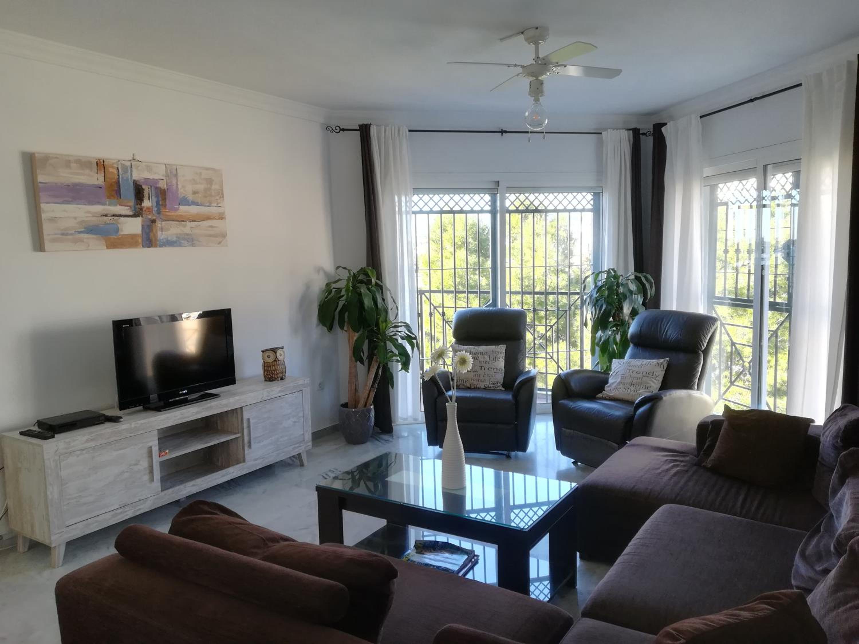 Burriana Holiday Villa photo 4