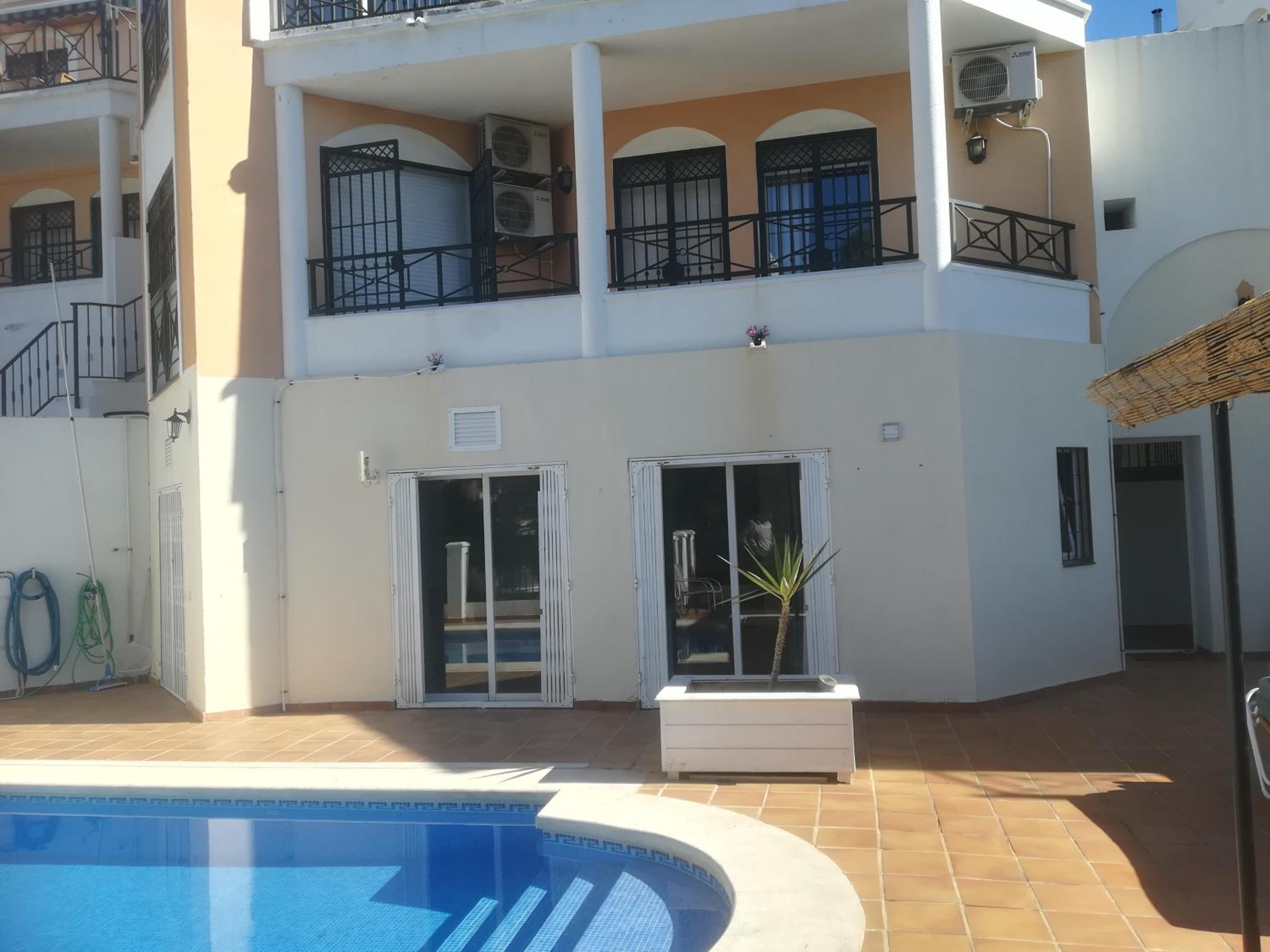 Burriana Holiday Villa photo 5