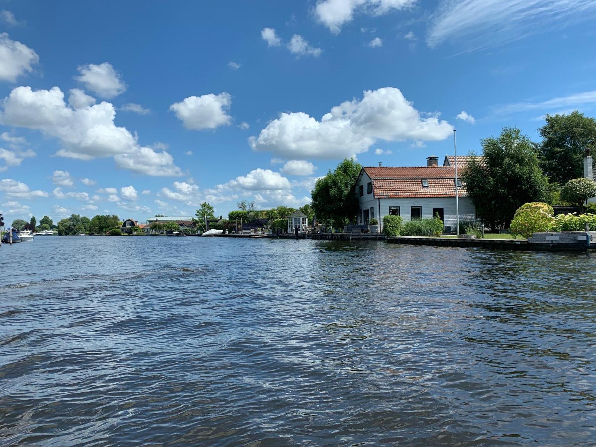 Holiday home at the water, fire place, boat and SUP rent, near Amsterdam view 5