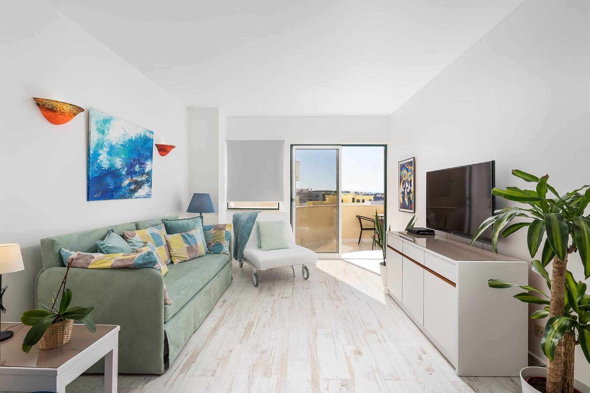 Heritage Aqua view 3