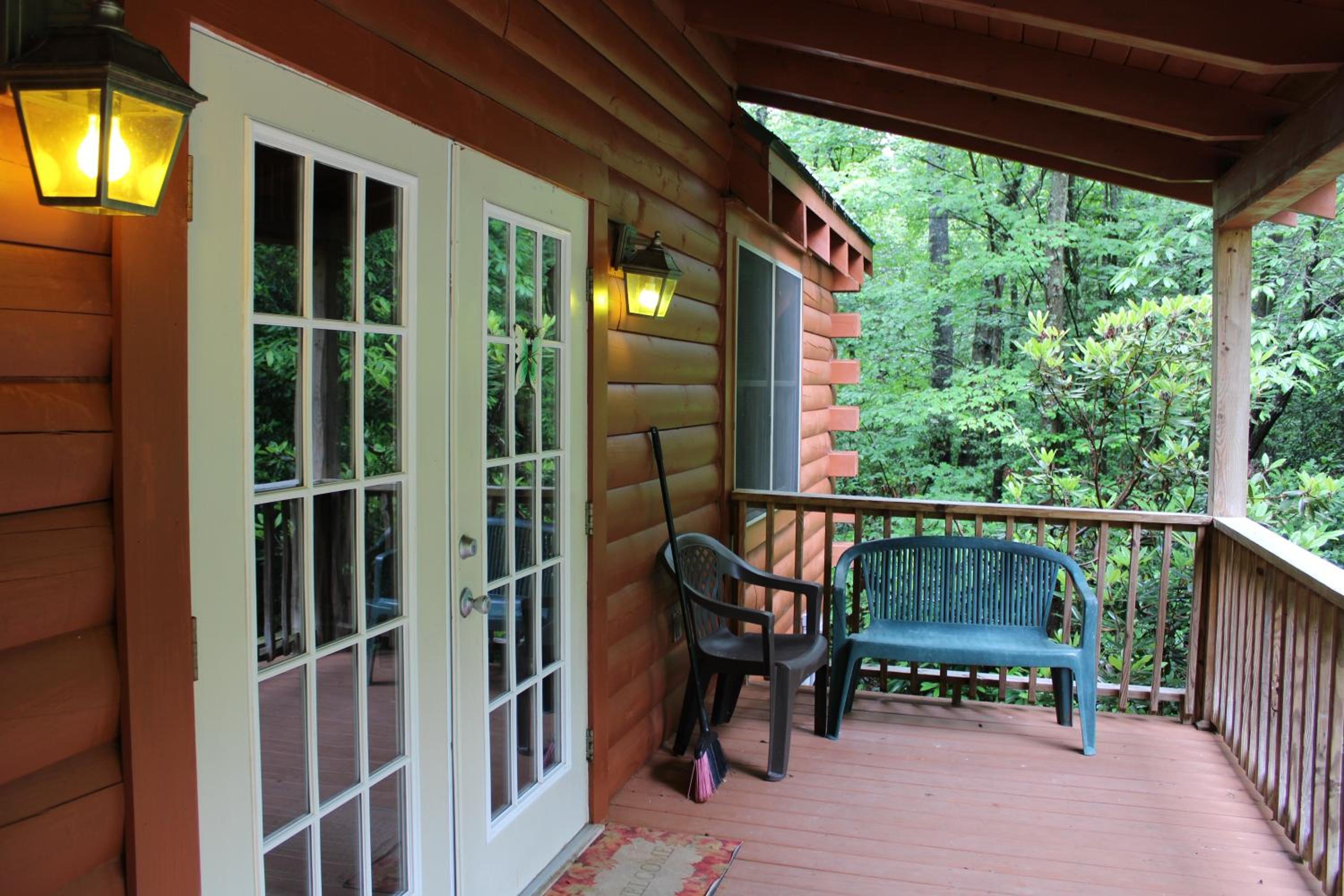 Country Road Cabins