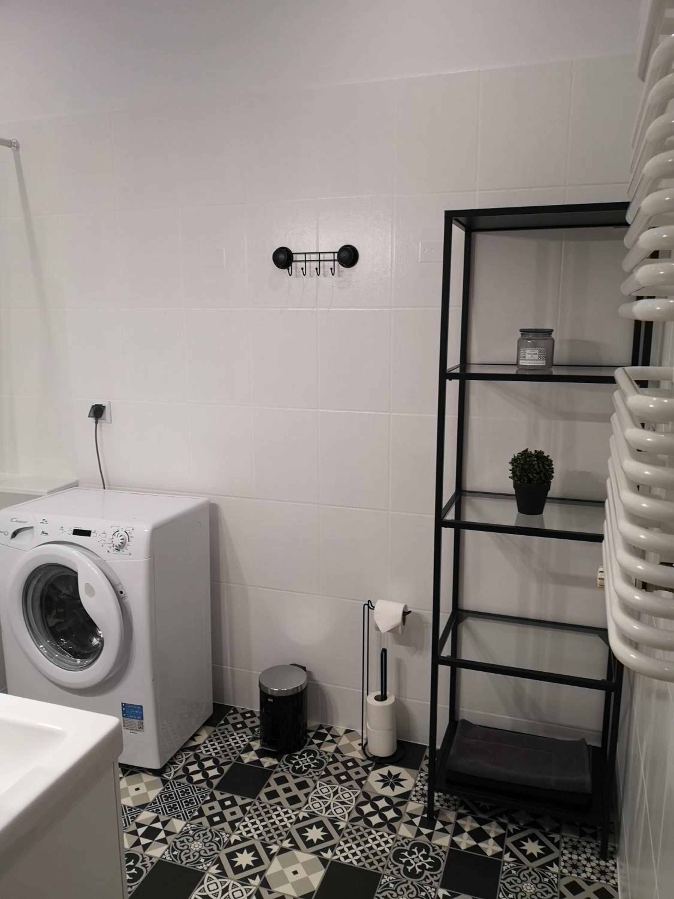 Green Yew Apartment view 3