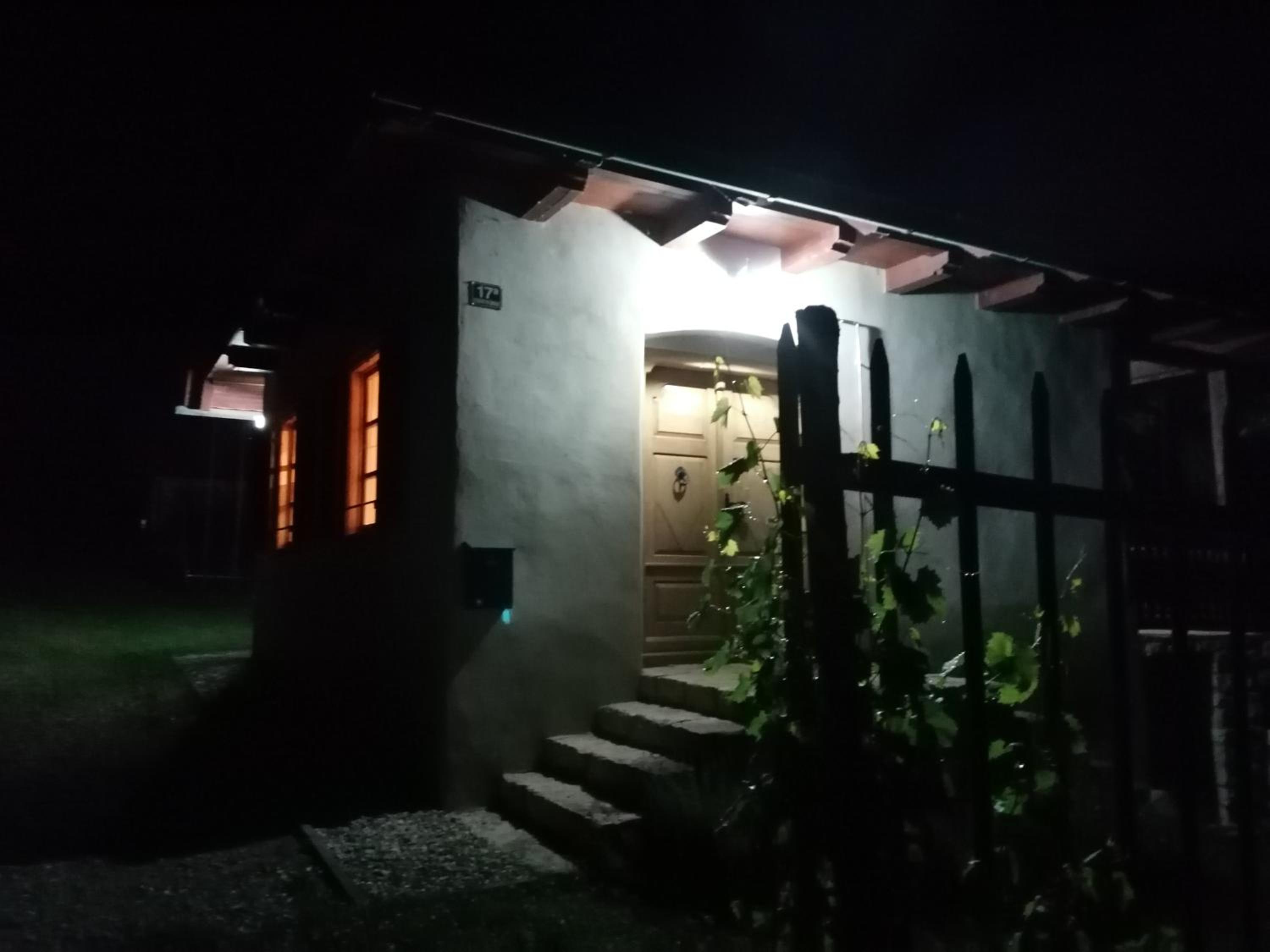 Photo 34
