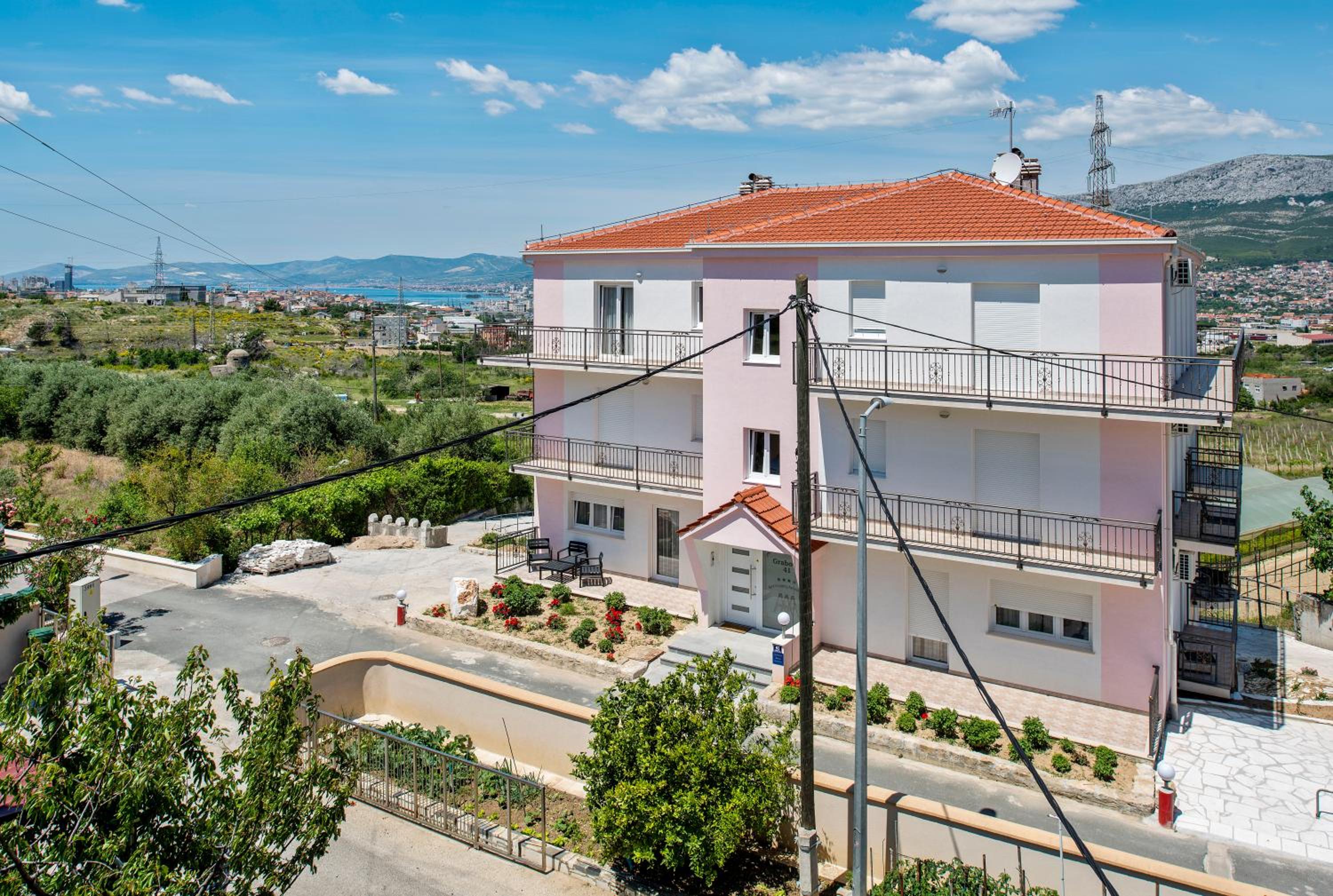 AAA Anić Amazing Apartments DELUXE photo 2