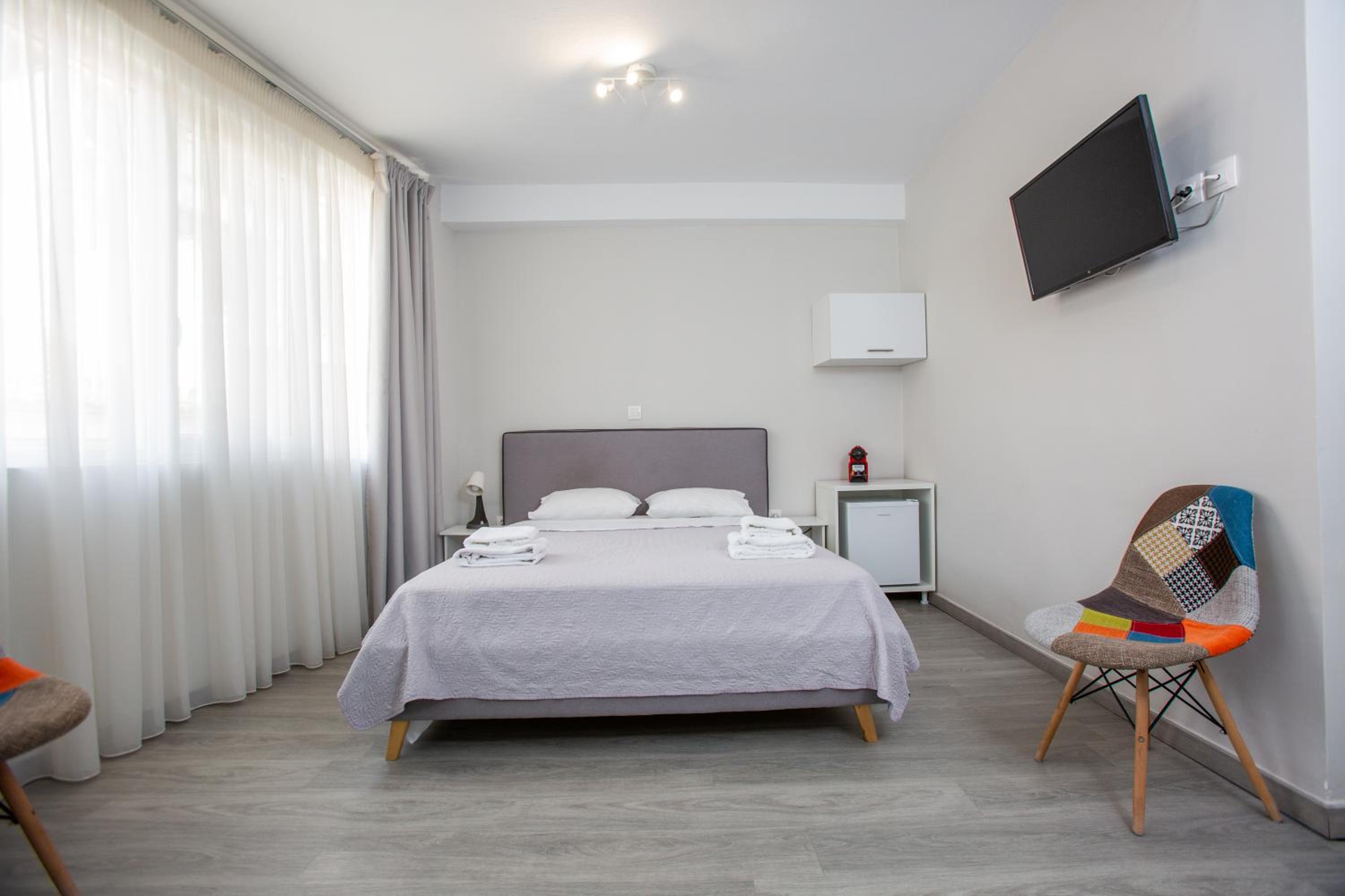 Raise Rooms in Center of Athens — 13