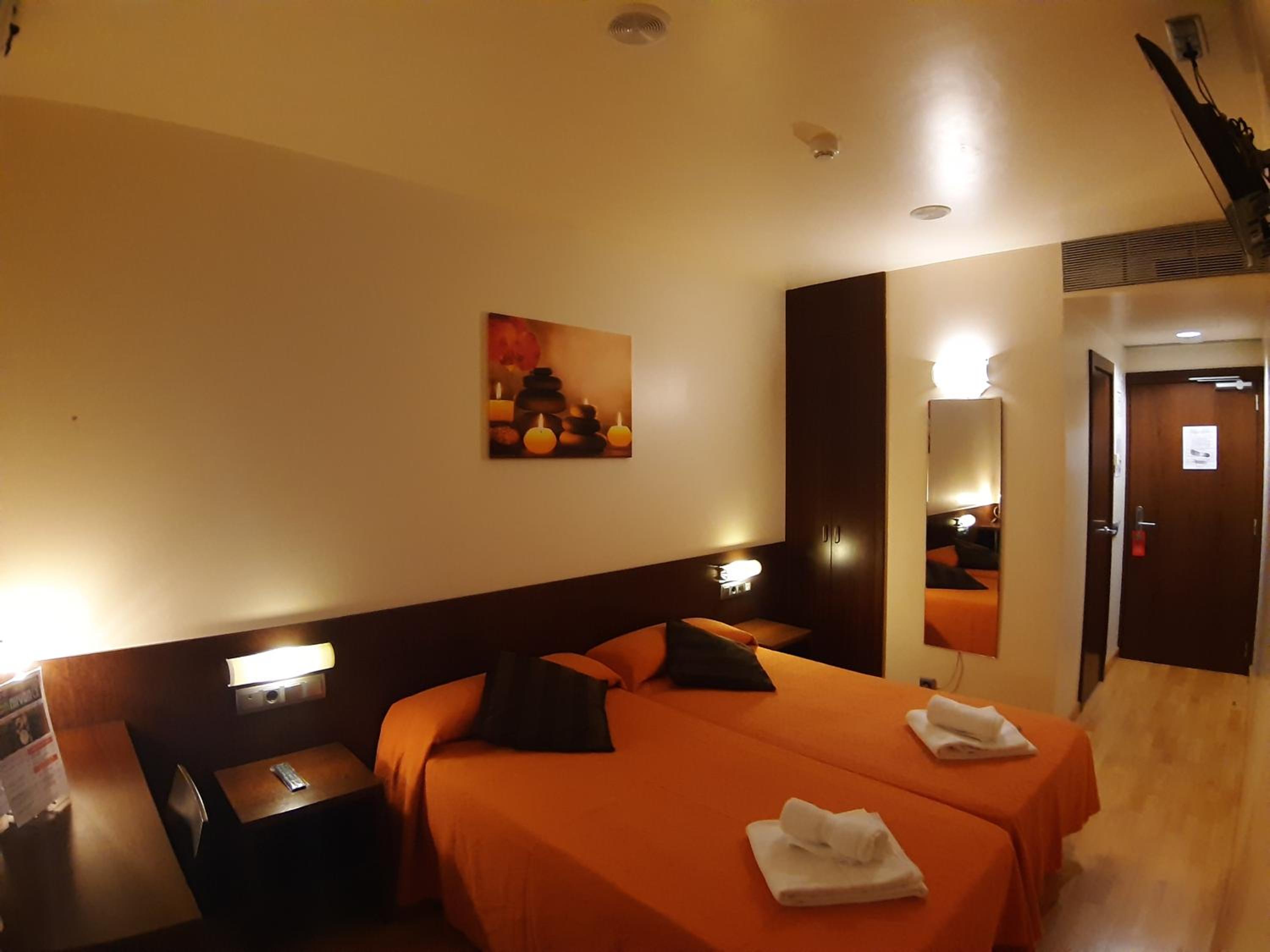 Hostal Nirvana view 5