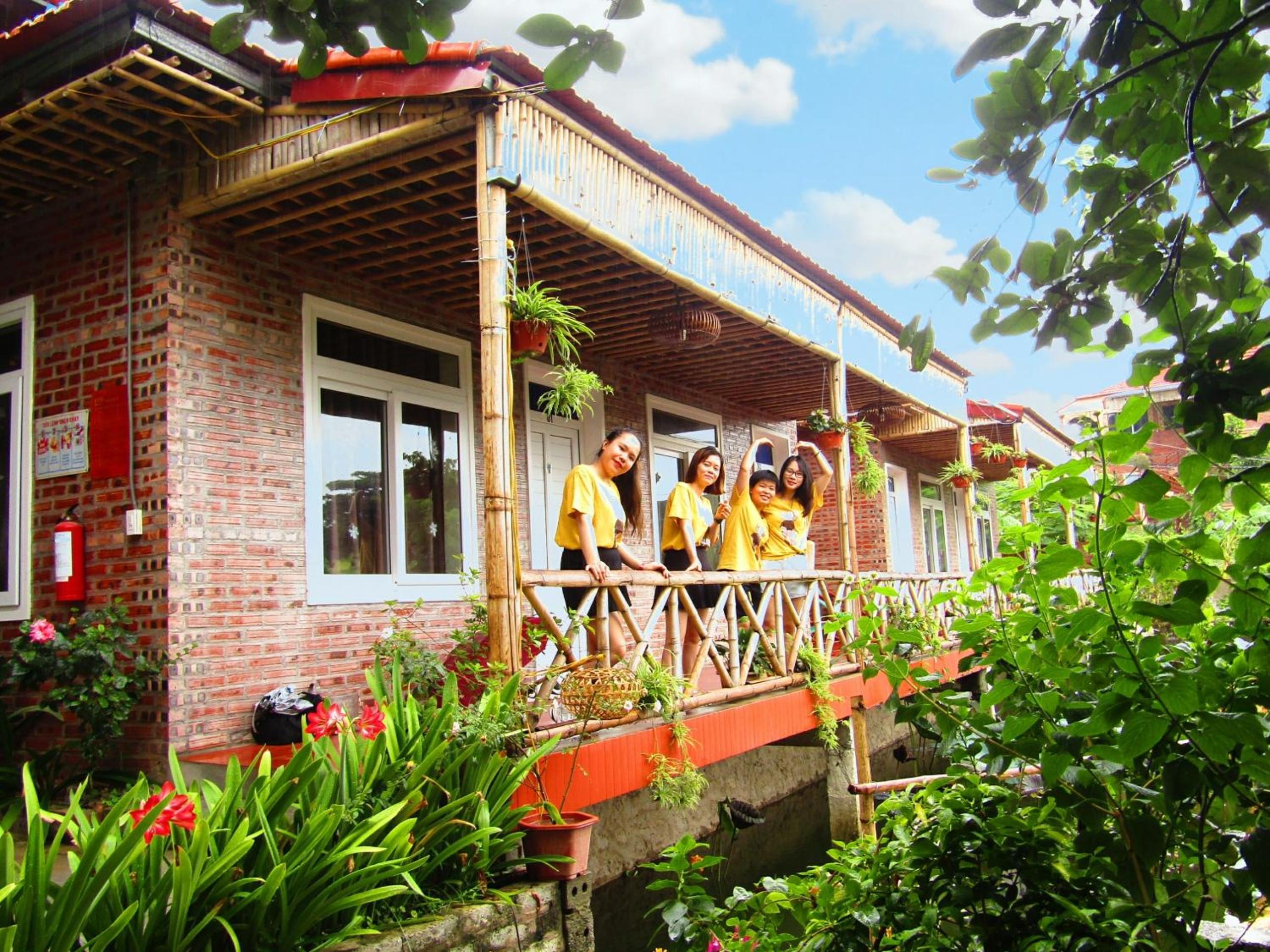 Ninh Binh Mountain Side Homestay & Cafe