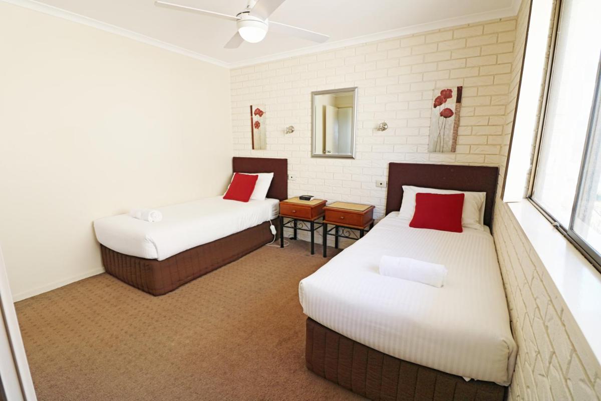 Capri Apartments