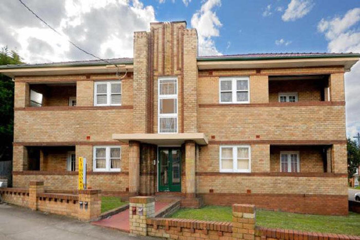 Accommodation Sydney Rockdale - 2 Bdr Pet Friendly Budget Apartment
