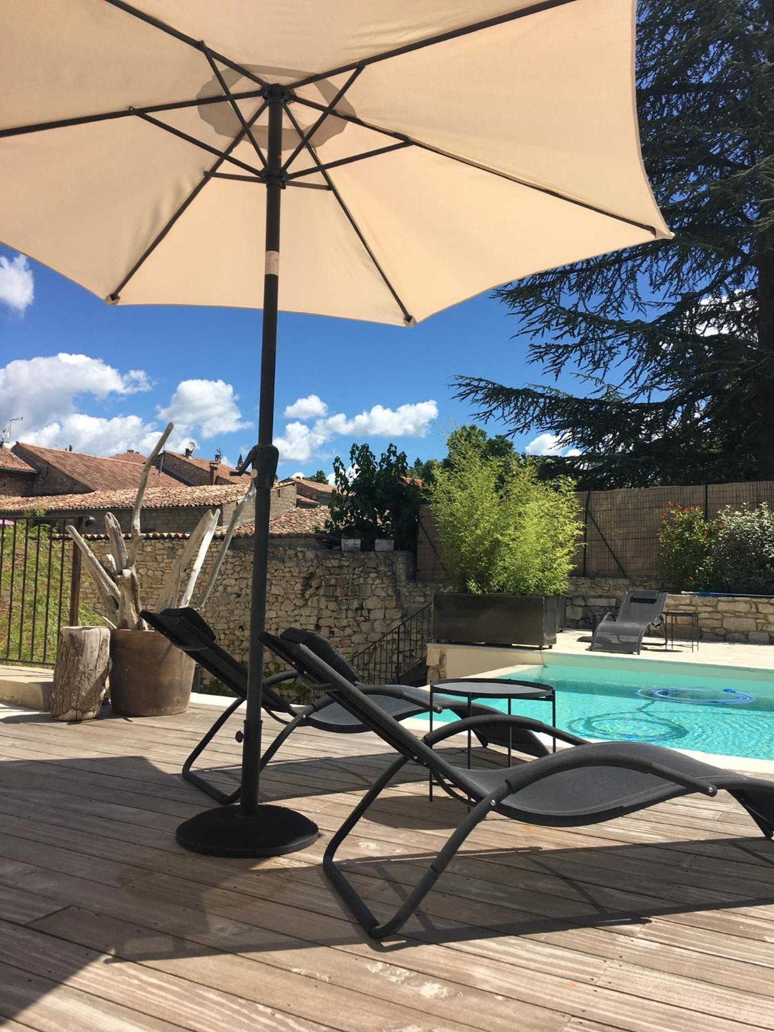 LE MAS DES AUGES view 3