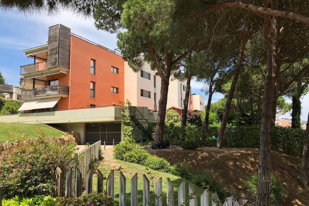 Sunny apartment Sa Boadella big solarium sea view