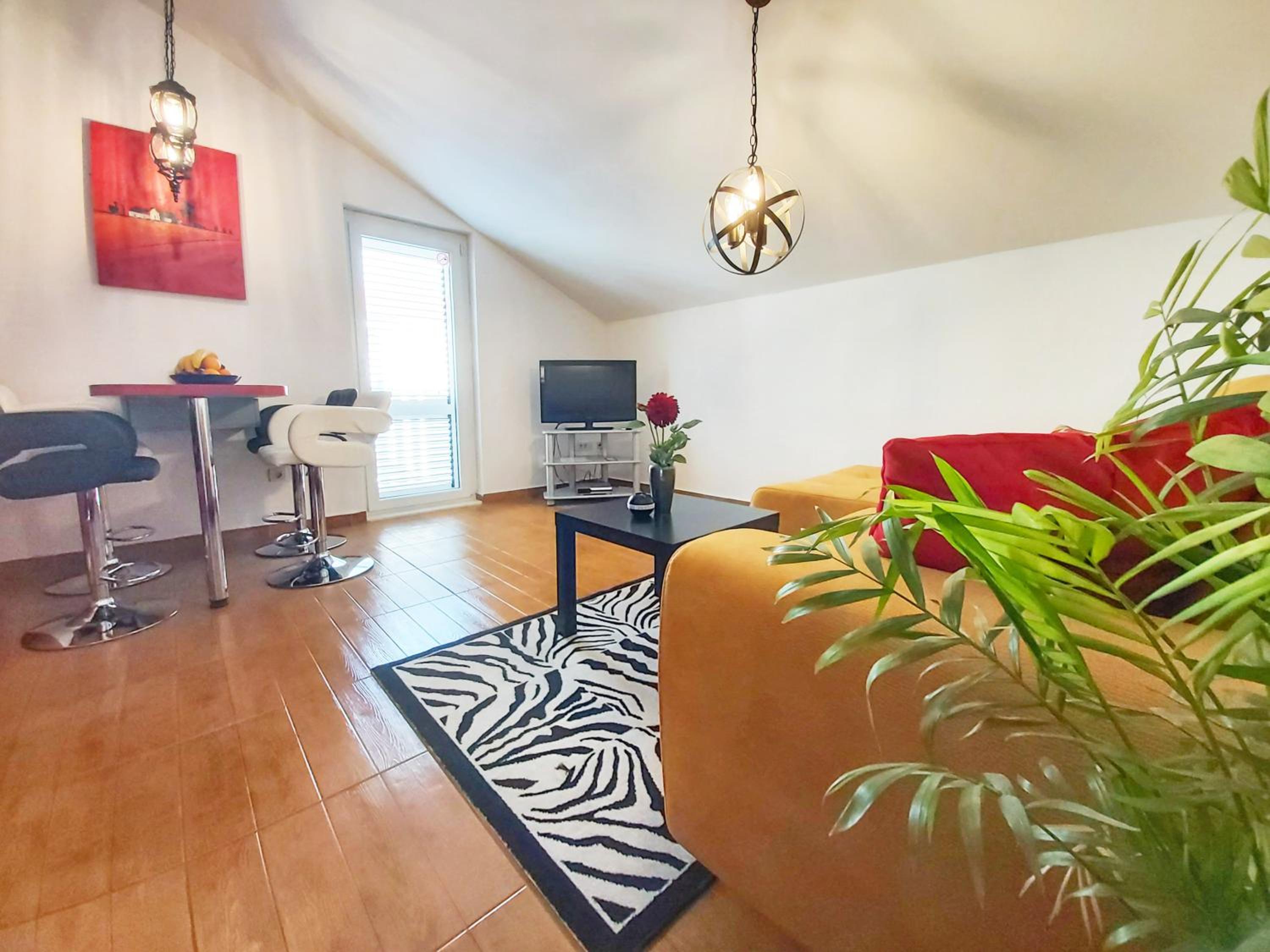 Adria Apartments and Rooms