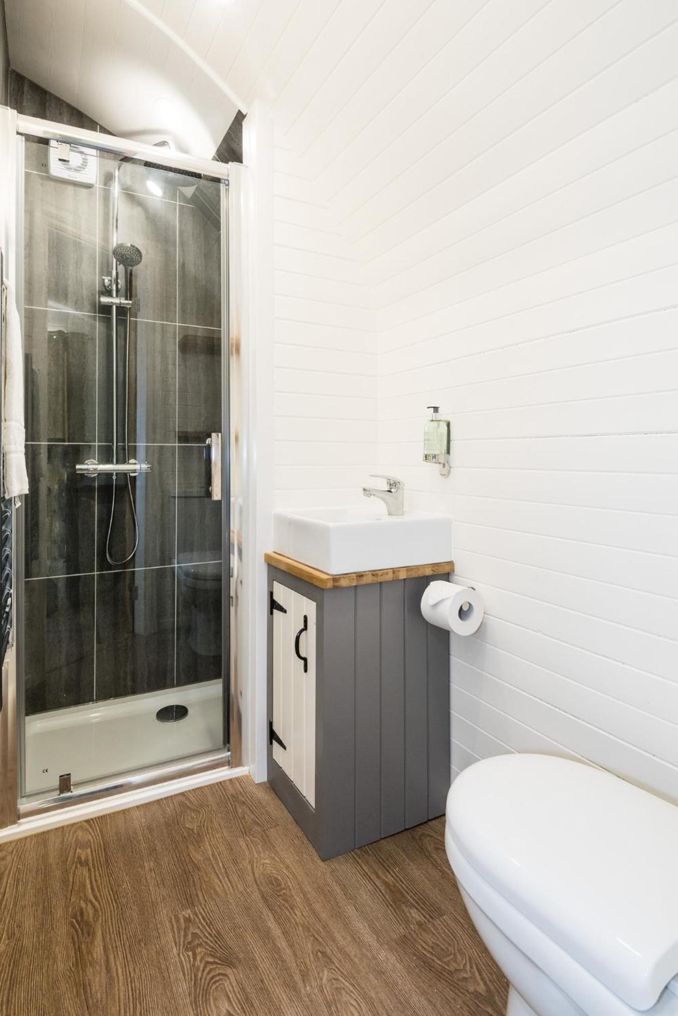 Weedingshall Lodges view 2