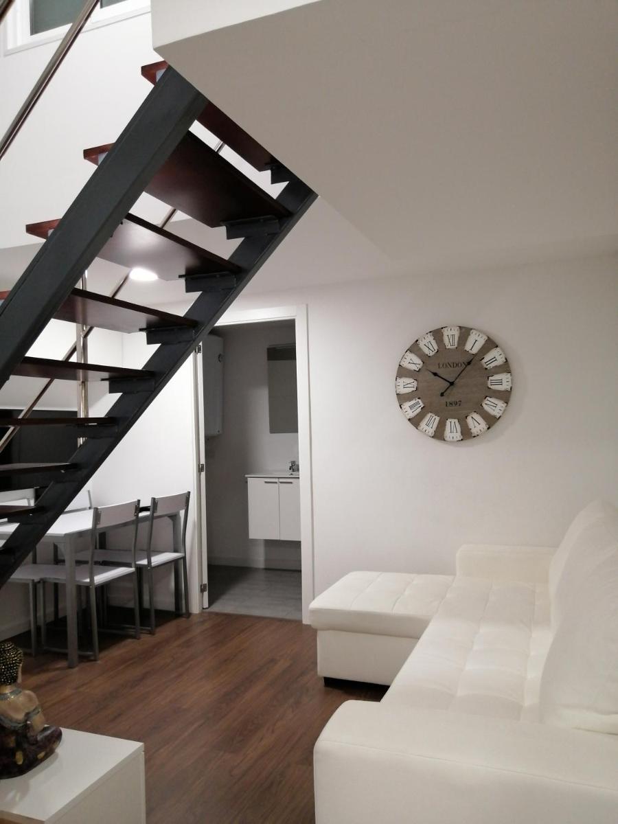 HomeForGuest BIOMA Modern & Minimalist Apartment photo 4