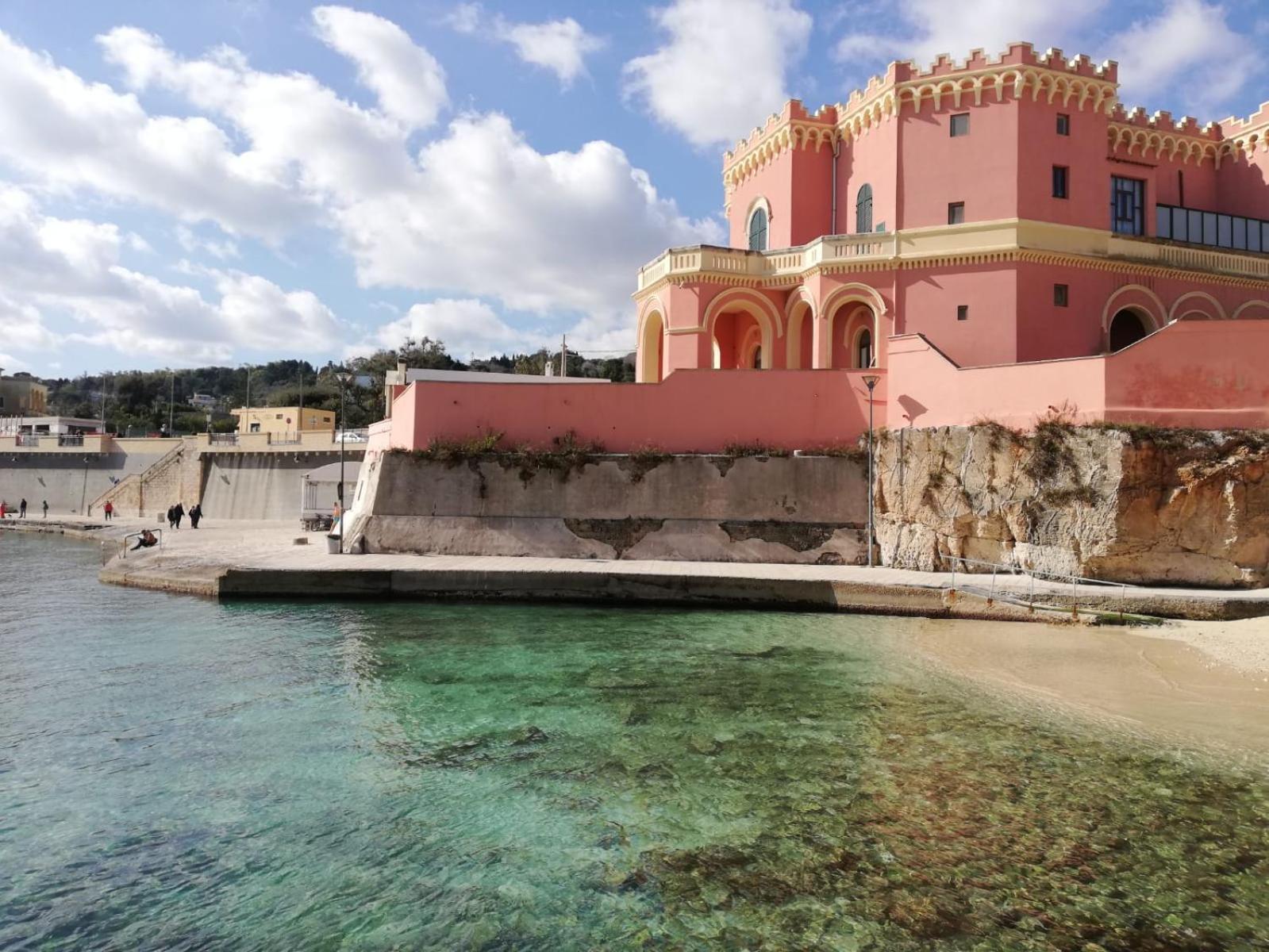 Kalinifta Residence