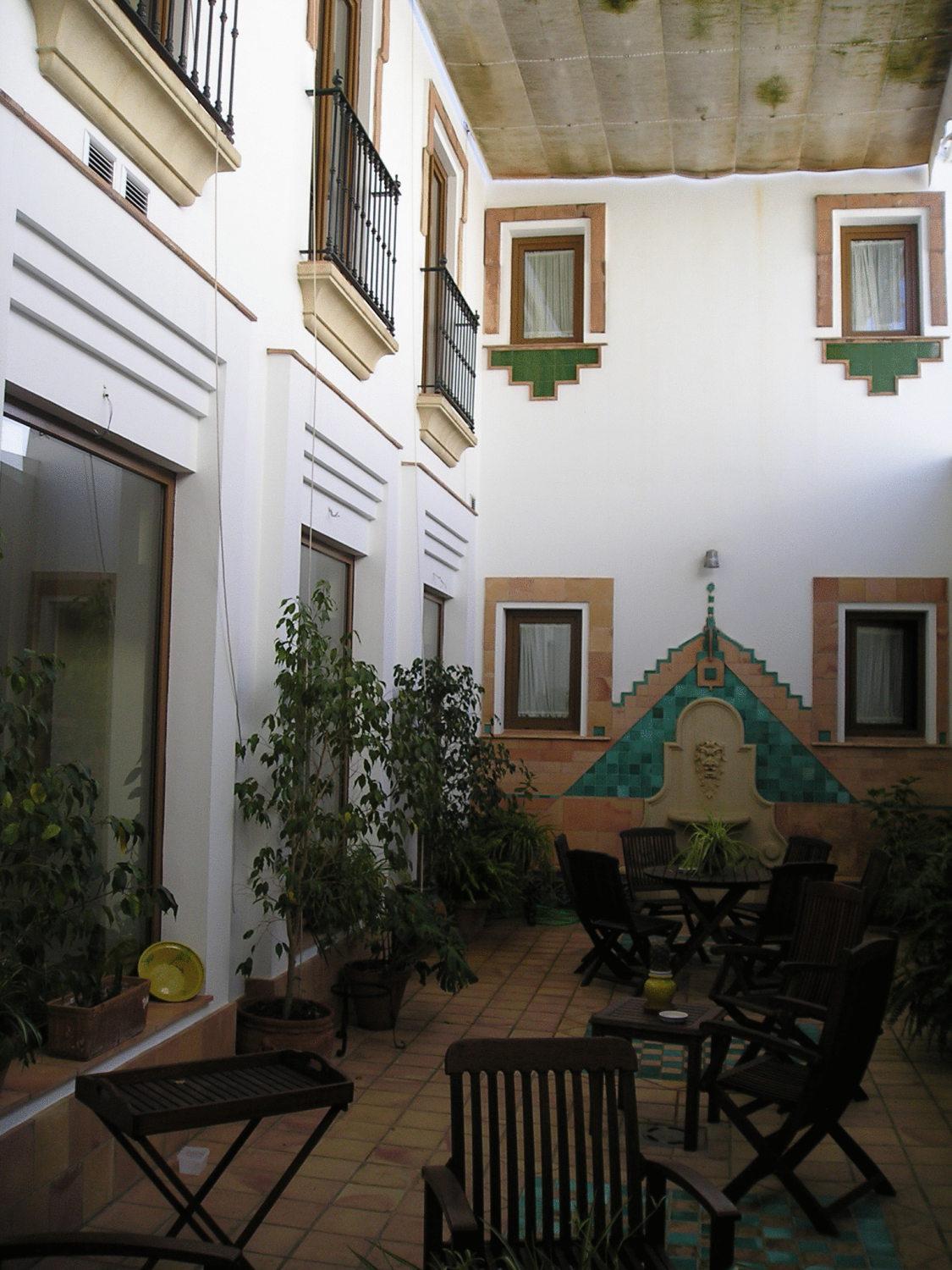 balcony