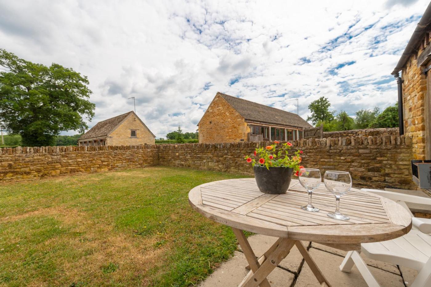 The Drey - Ash Farm Cotswolds view 5