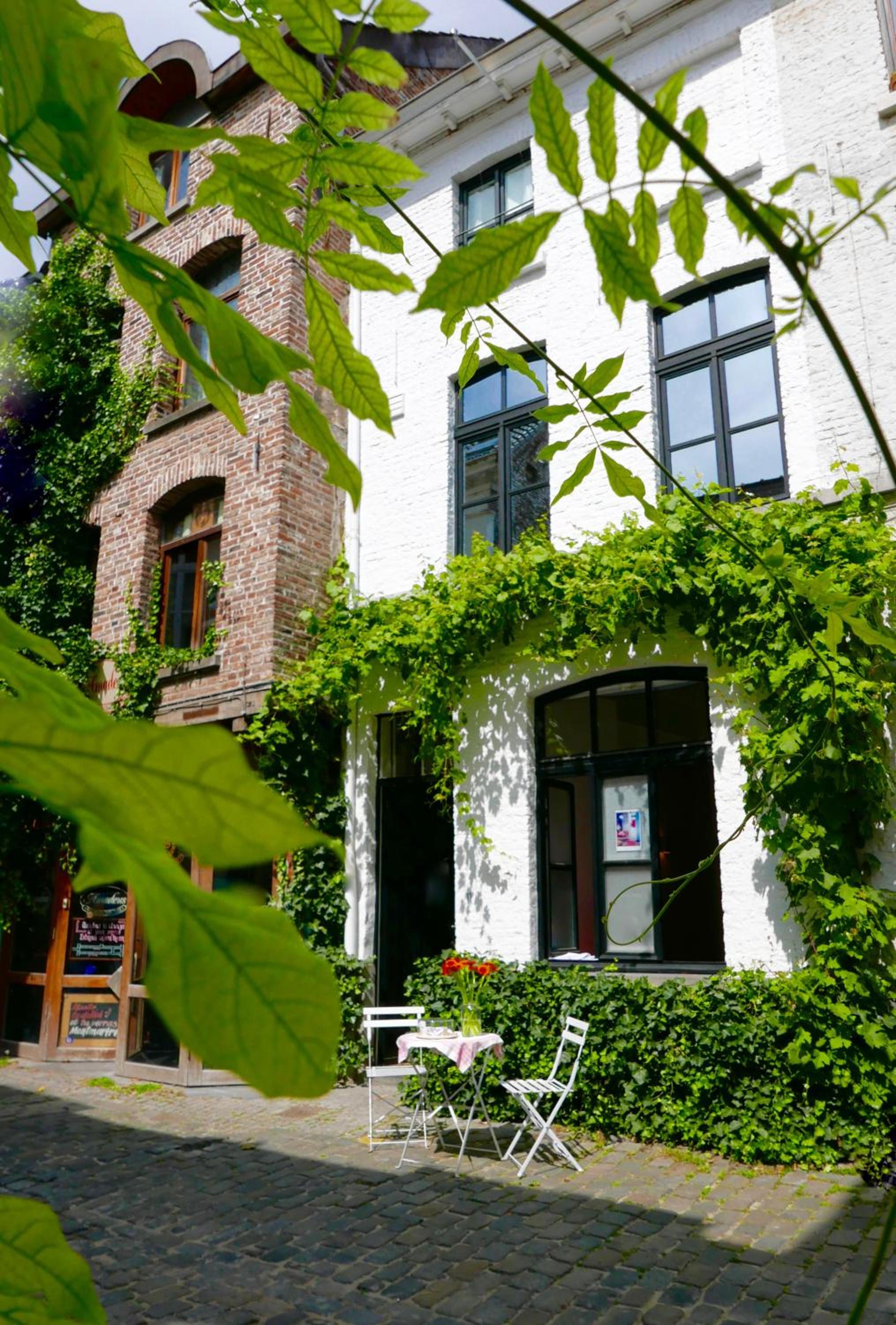 Heaven AT 11, your Deluxe Studio with personal bathroom, kitchenette & terrace