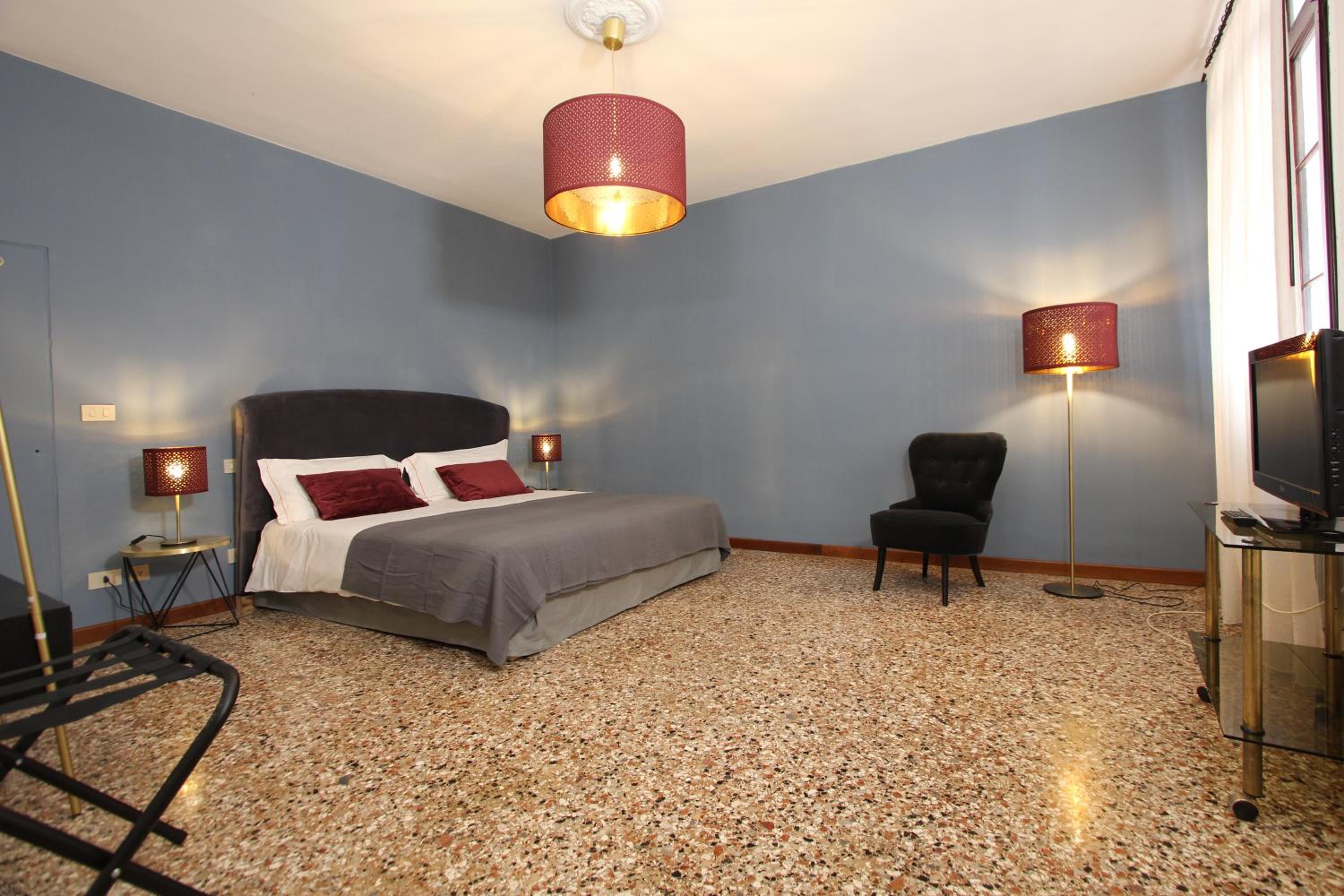 City Apartments Rialto Market