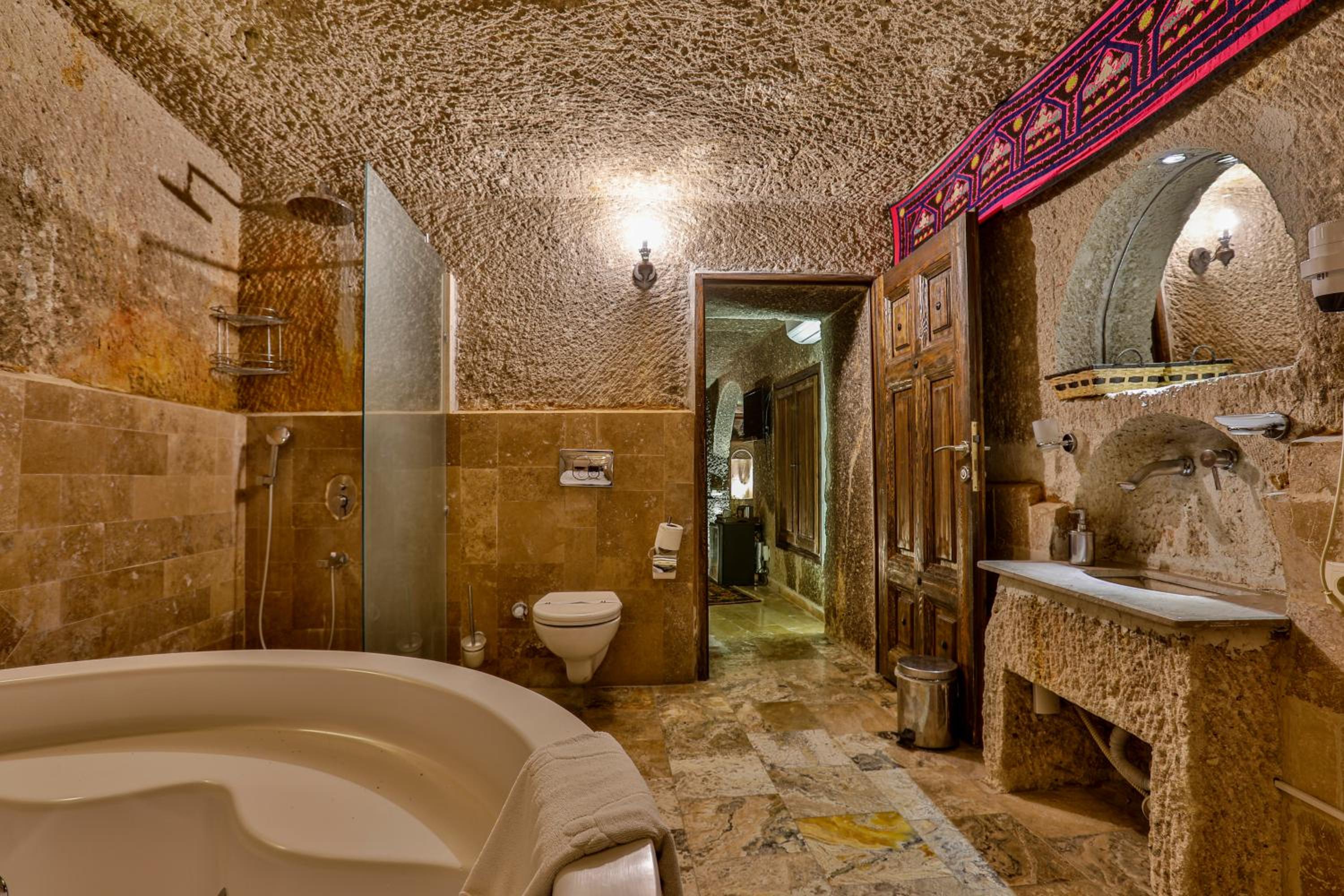 Hidden Cave Hotel - Image 60