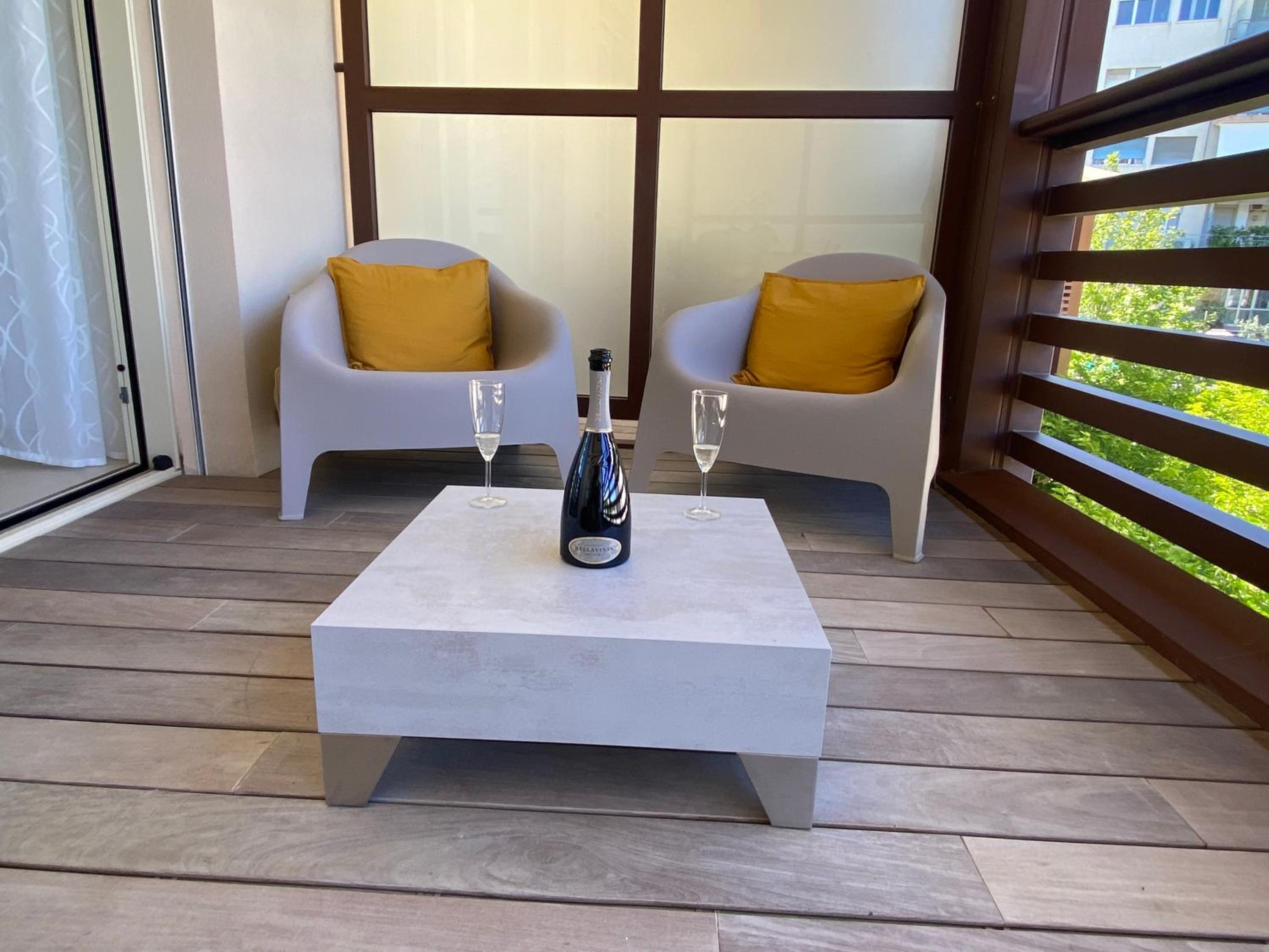 balance & terrace