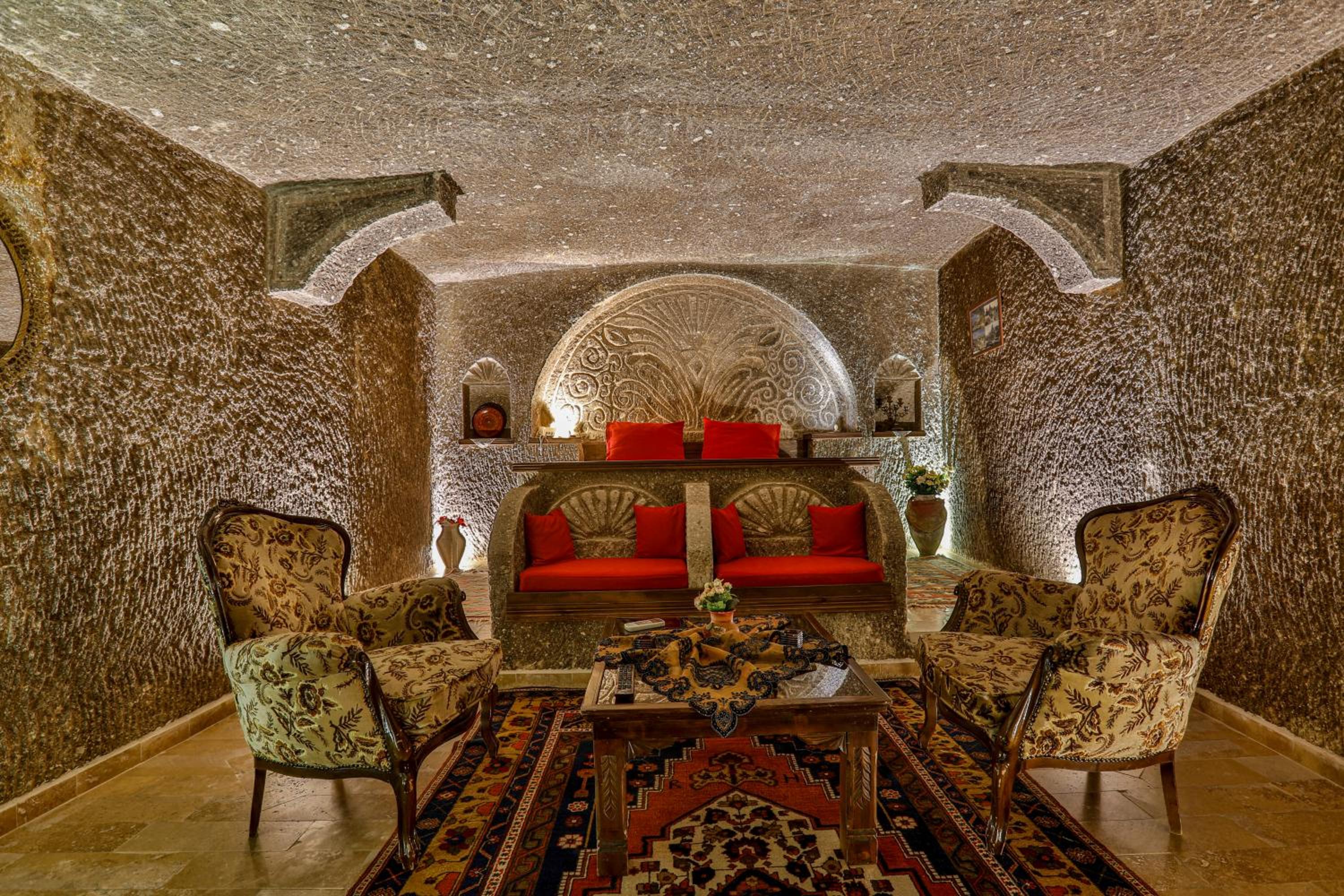Hidden Cave Hotel - Image 19