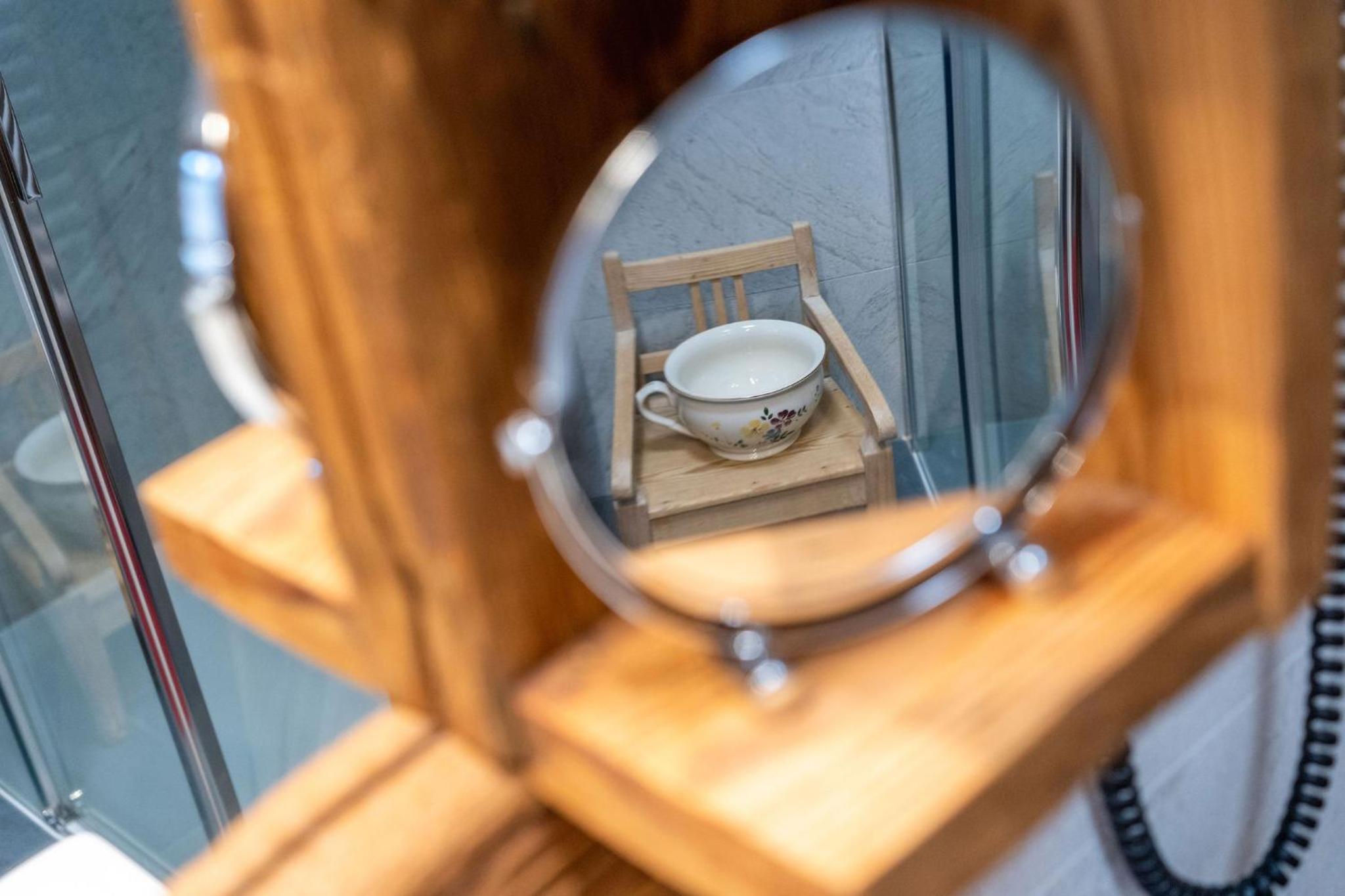 Photo 51
