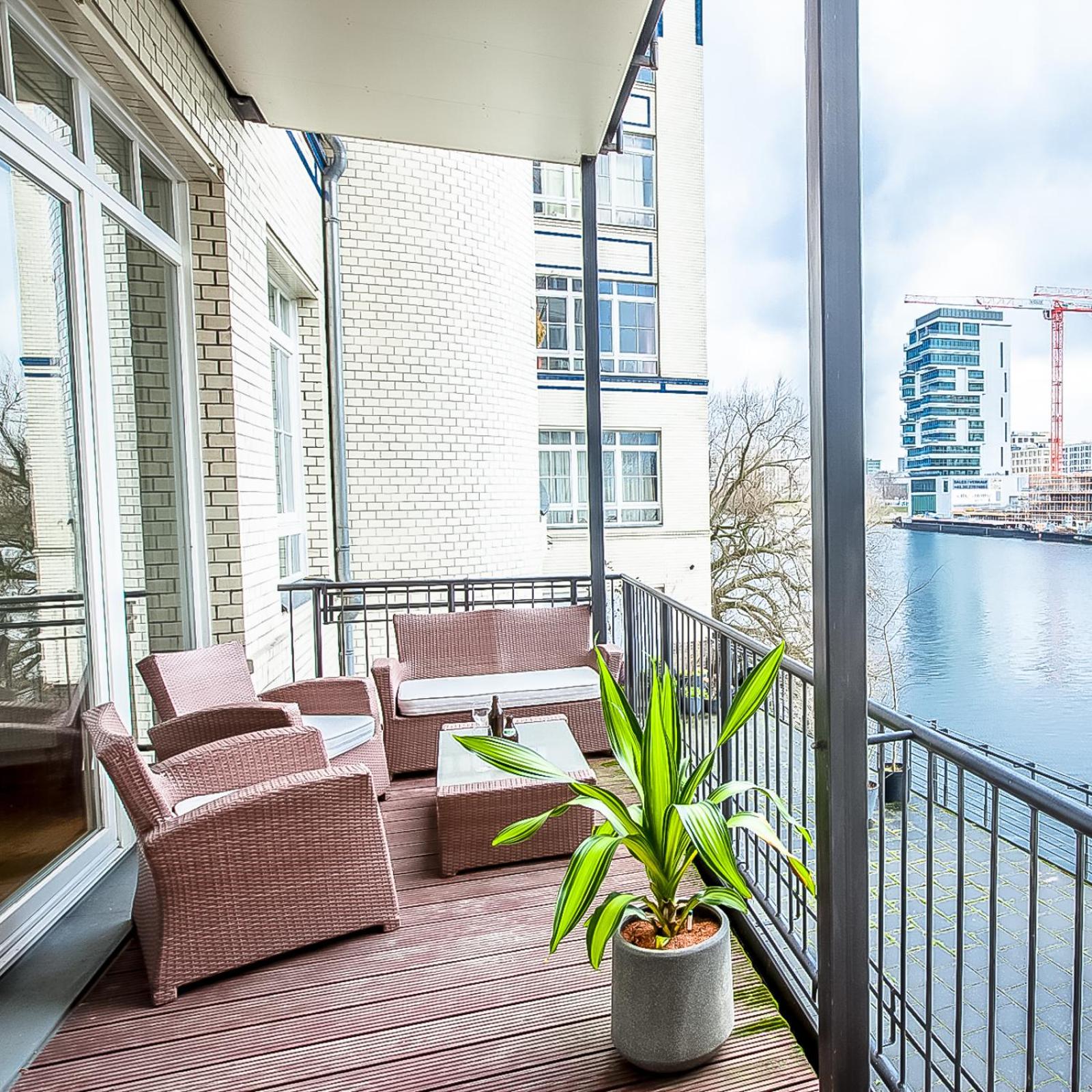 Family-friendly Waterfront Loft, 3 Bedrooms, 130 m2