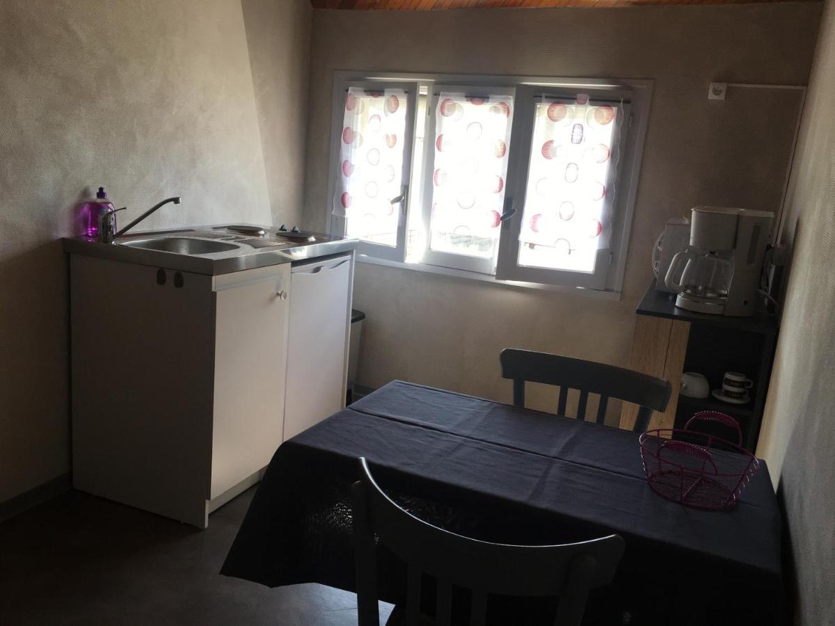 AUX PORTES D'AUBRAC studio 2 personnes - Property Image 20